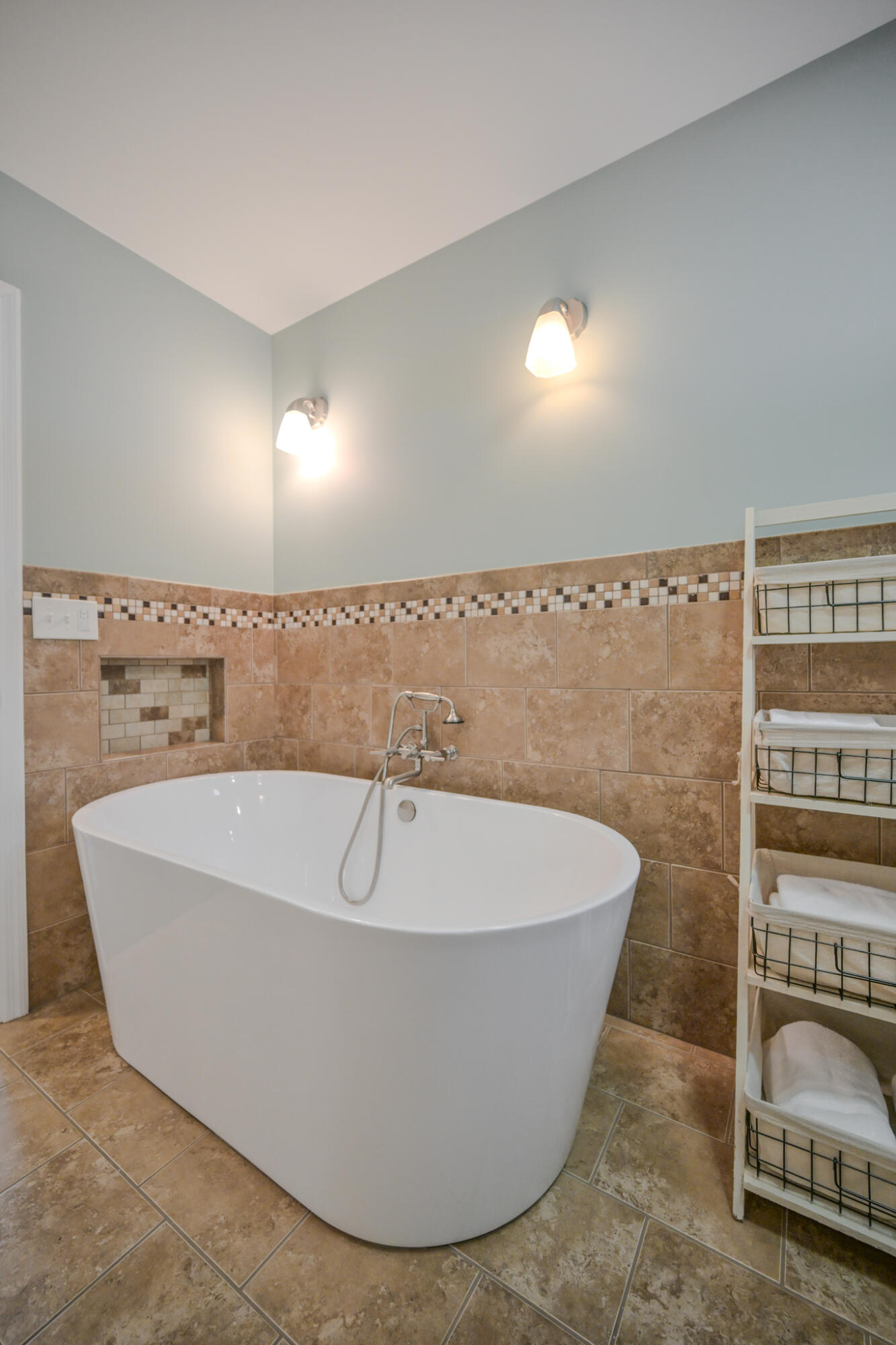 224 Roscommon Drive, Springfield, Ohio 45503