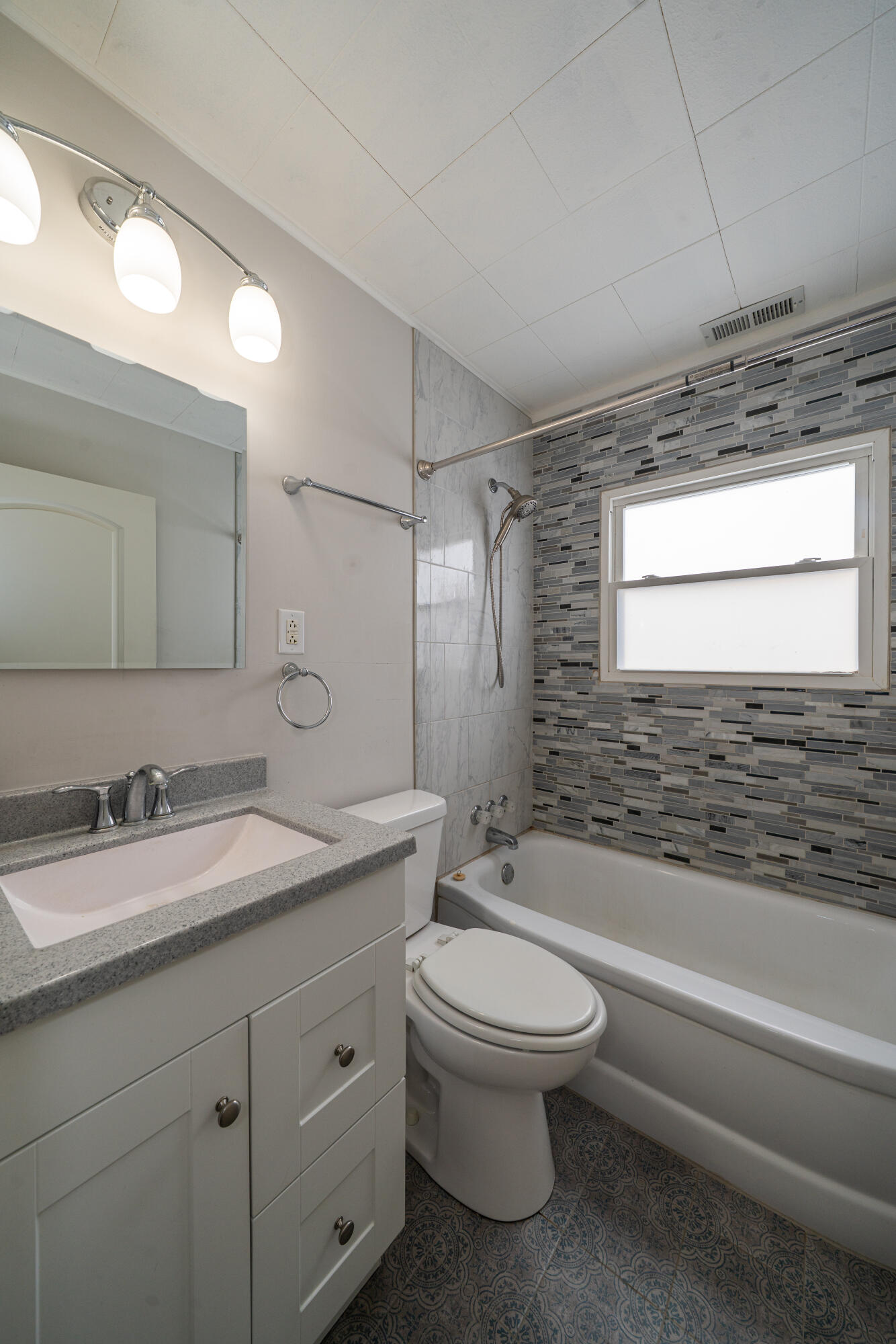 227 Rawson Drive, New Carlisle, Ohio 45344