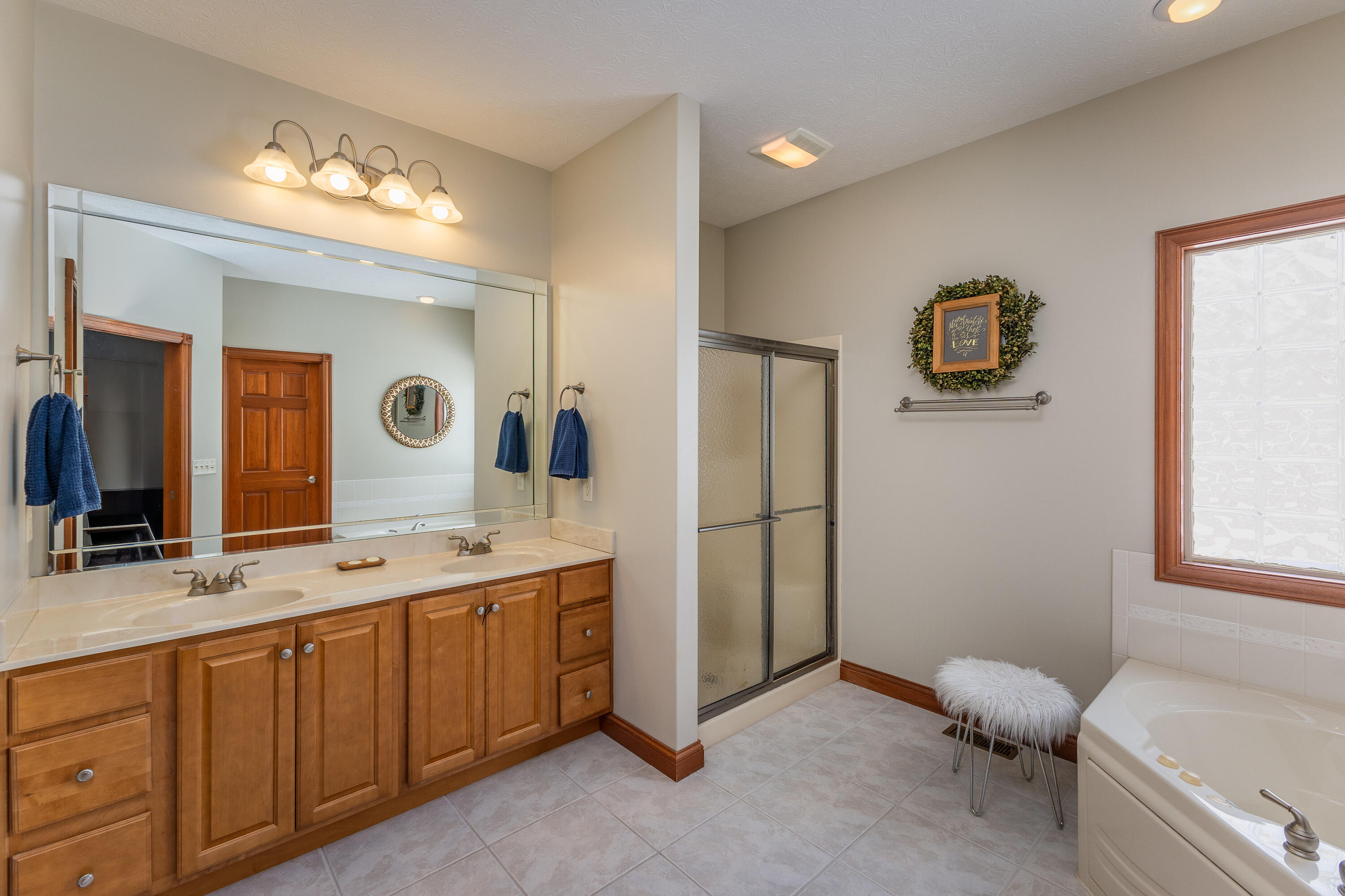 2659 Stonebridge Drive, Troy, Ohio 45373