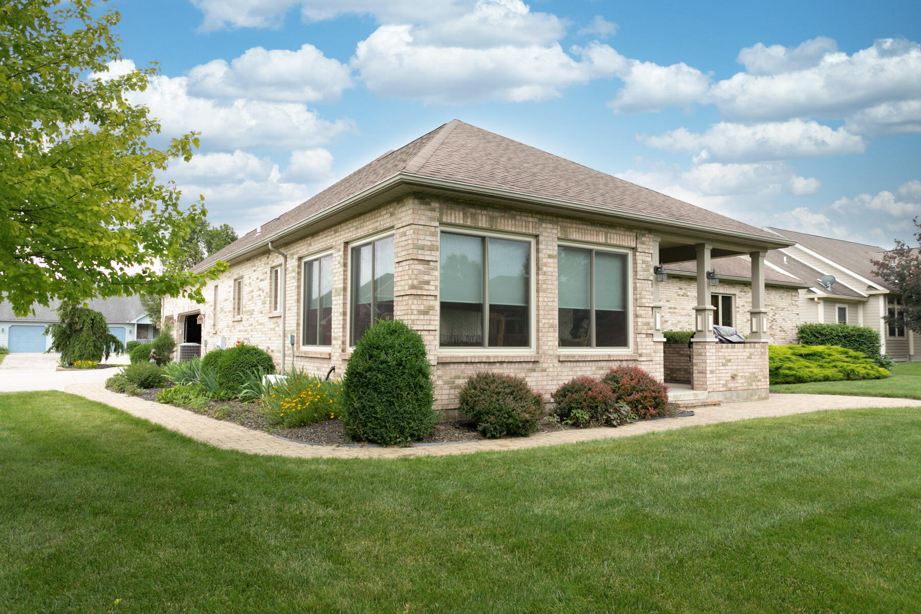 2659 Stonebridge Drive, Troy, Ohio 45373