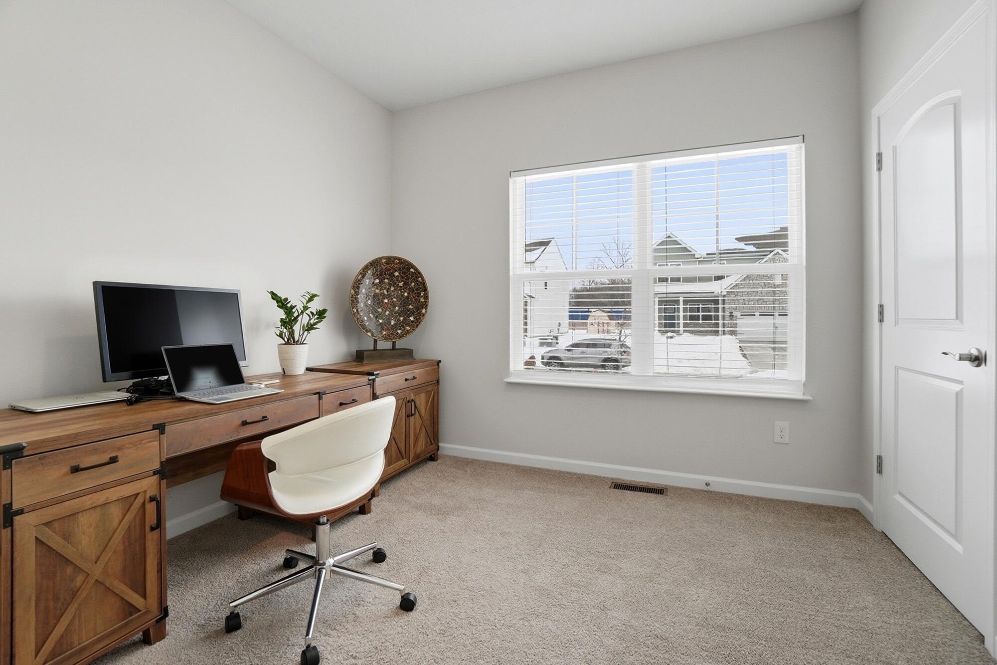 5166 Windbrooke Drive, Tipp City, Ohio 45371