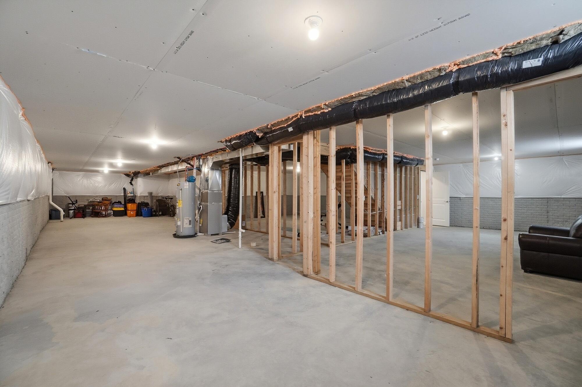 5166 Windbrooke Drive, Tipp City, Ohio 45371