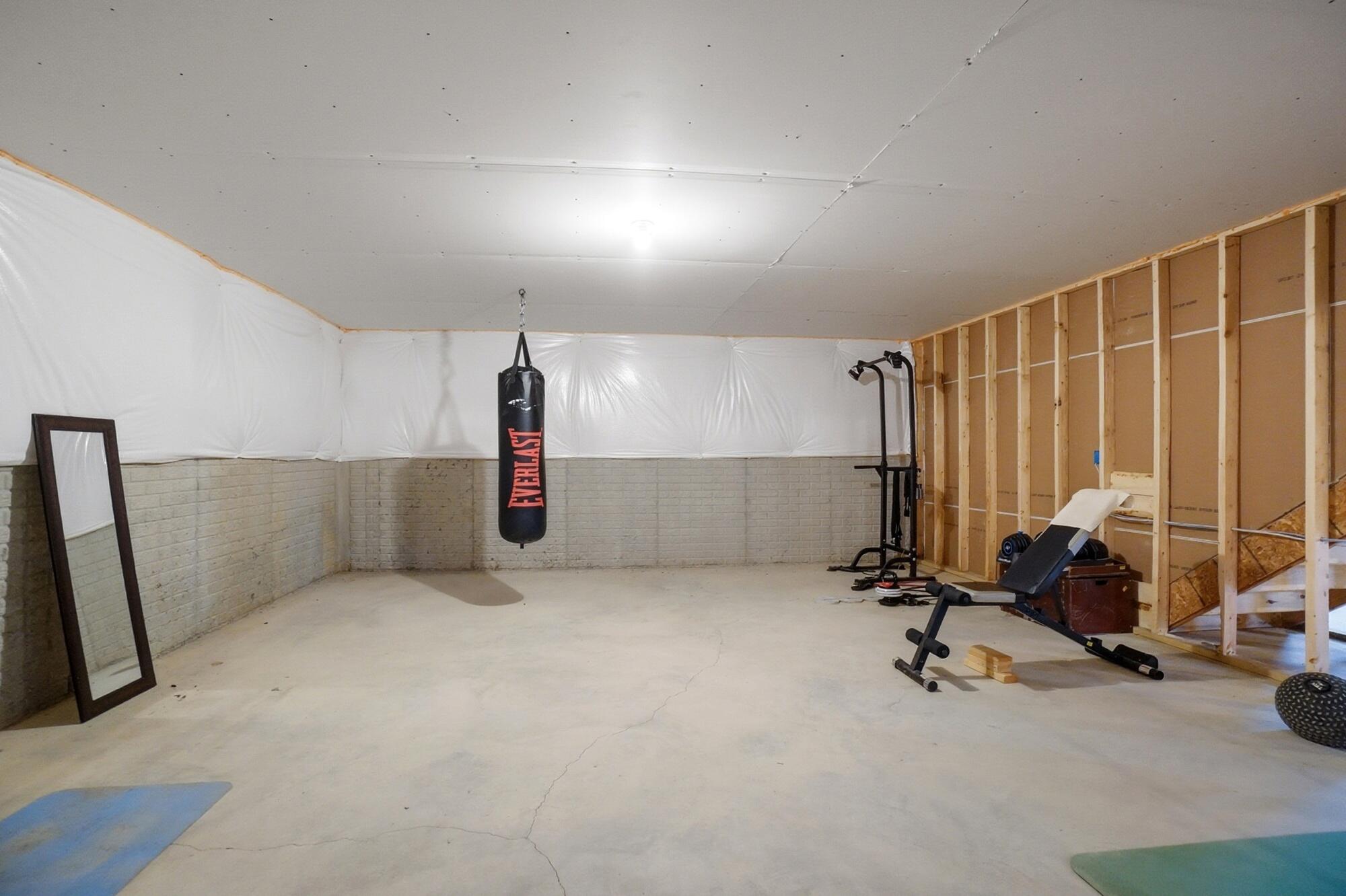 5166 Windbrooke Drive, Tipp City, Ohio 45371