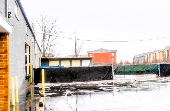 2555 Dorr Street, Toledo, Ohio 43606