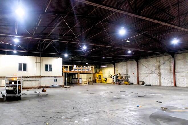 2555 Dorr Street, Toledo, Ohio 43606