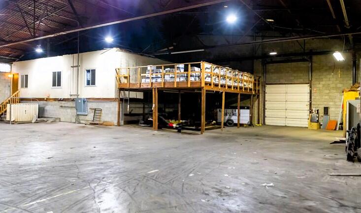 2555 Dorr Street, Toledo, Ohio 43606