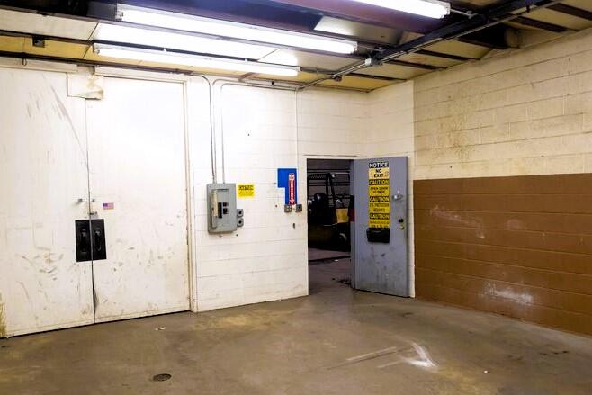 2555 Dorr Street, Toledo, Ohio 43606