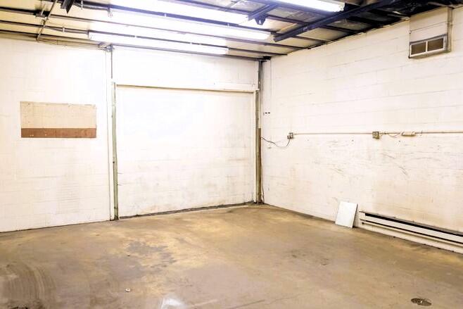 2555 Dorr Street, Toledo, Ohio 43606