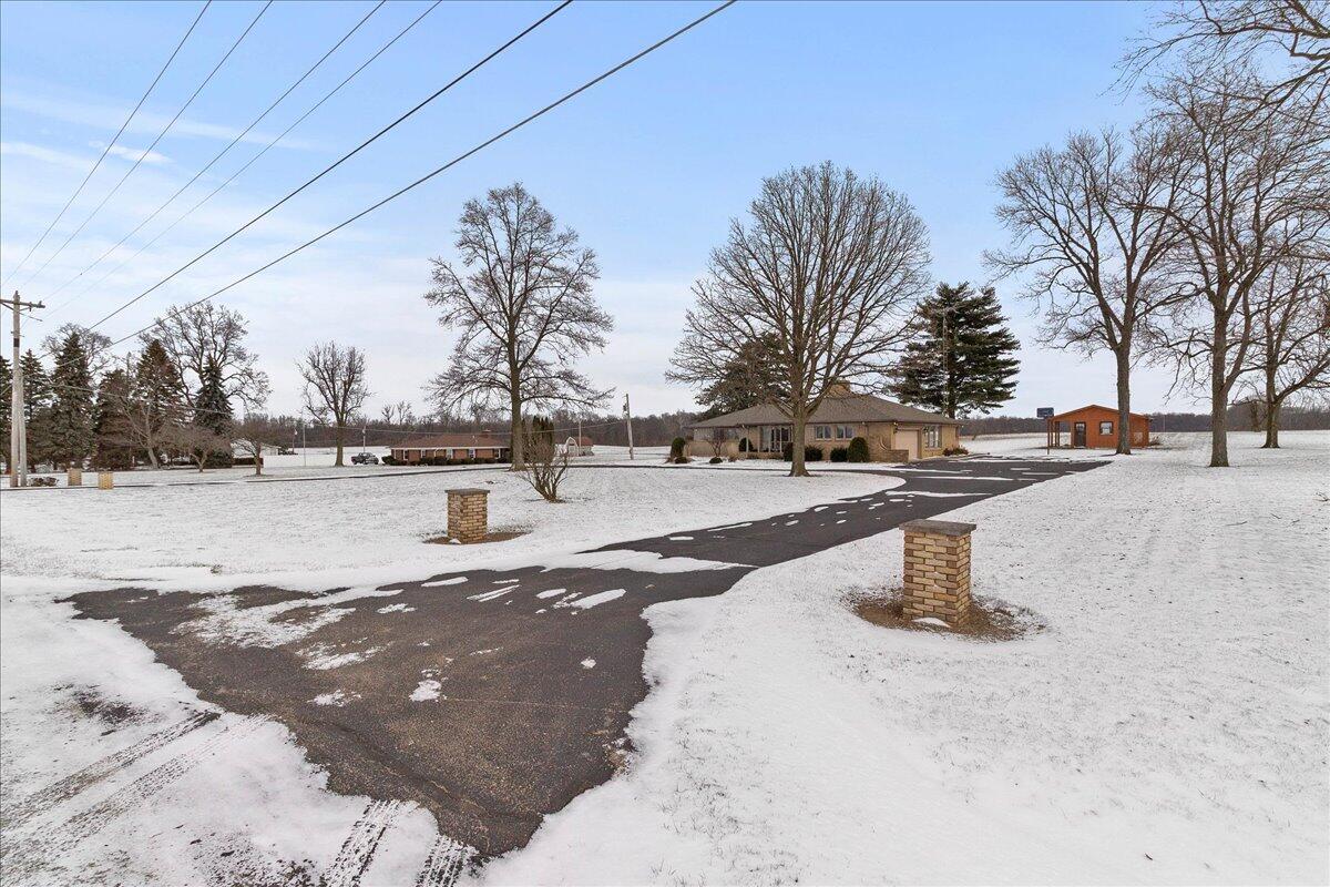 528 County Road 32, Bellefontaine, Ohio 43311