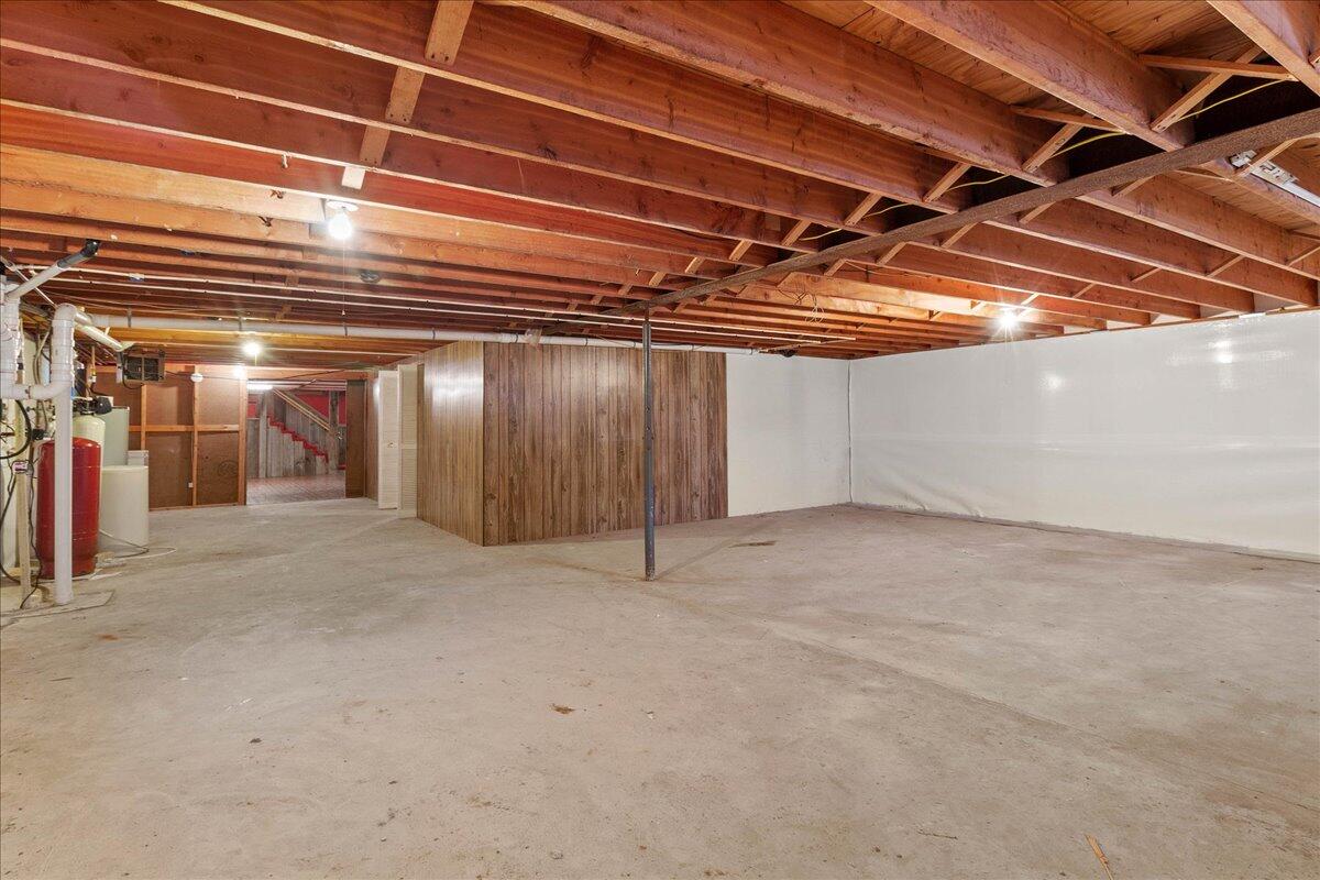 528 County Road 32, Bellefontaine, Ohio 43311