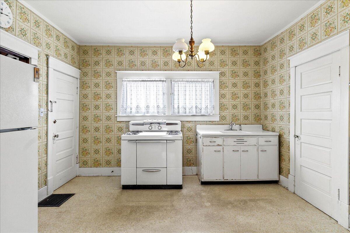 217 Lincoln Place, Urbana, Ohio 43078