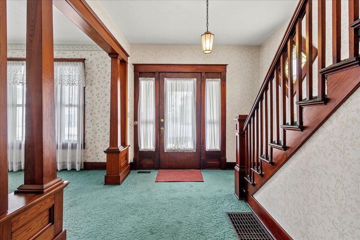 217 Lincoln Place, Urbana, Ohio 43078