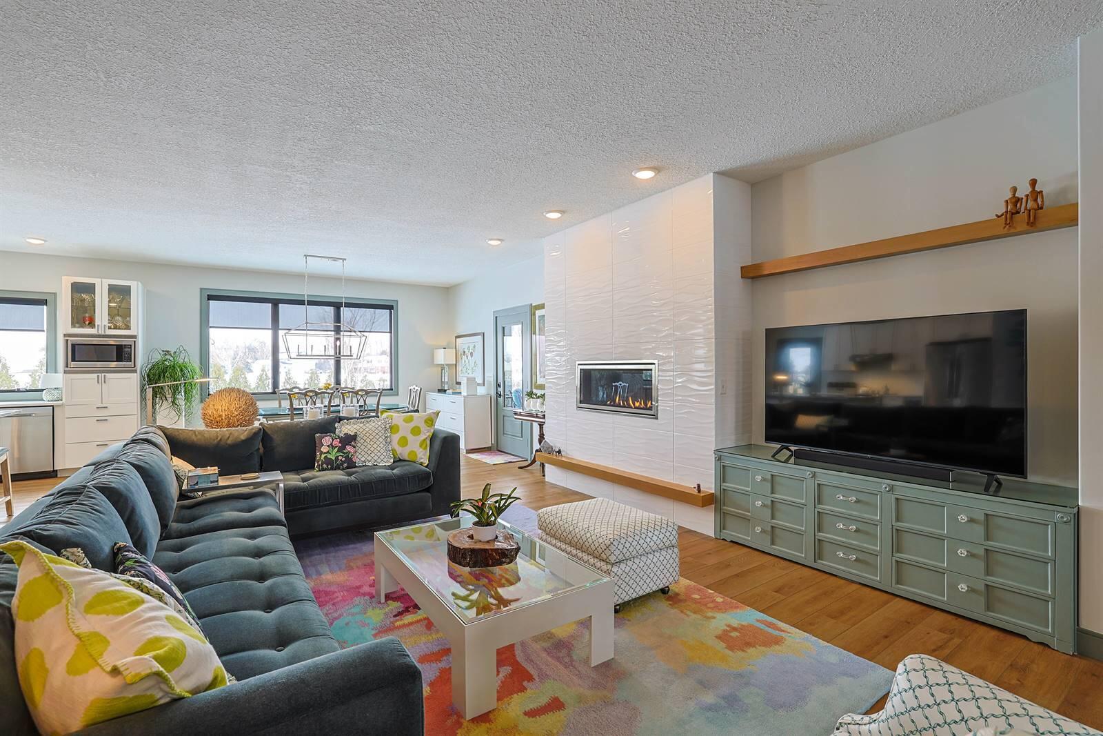 802 Pebble Place, Tipp City, Ohio 45371