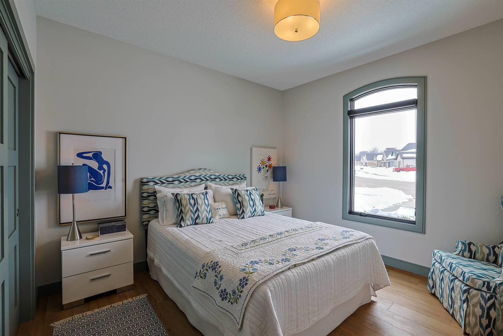 802 Pebble Place, Tipp City, Ohio 45371