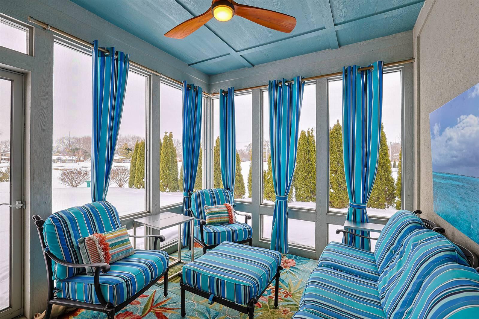 802 Pebble Place, Tipp City, Ohio 45371