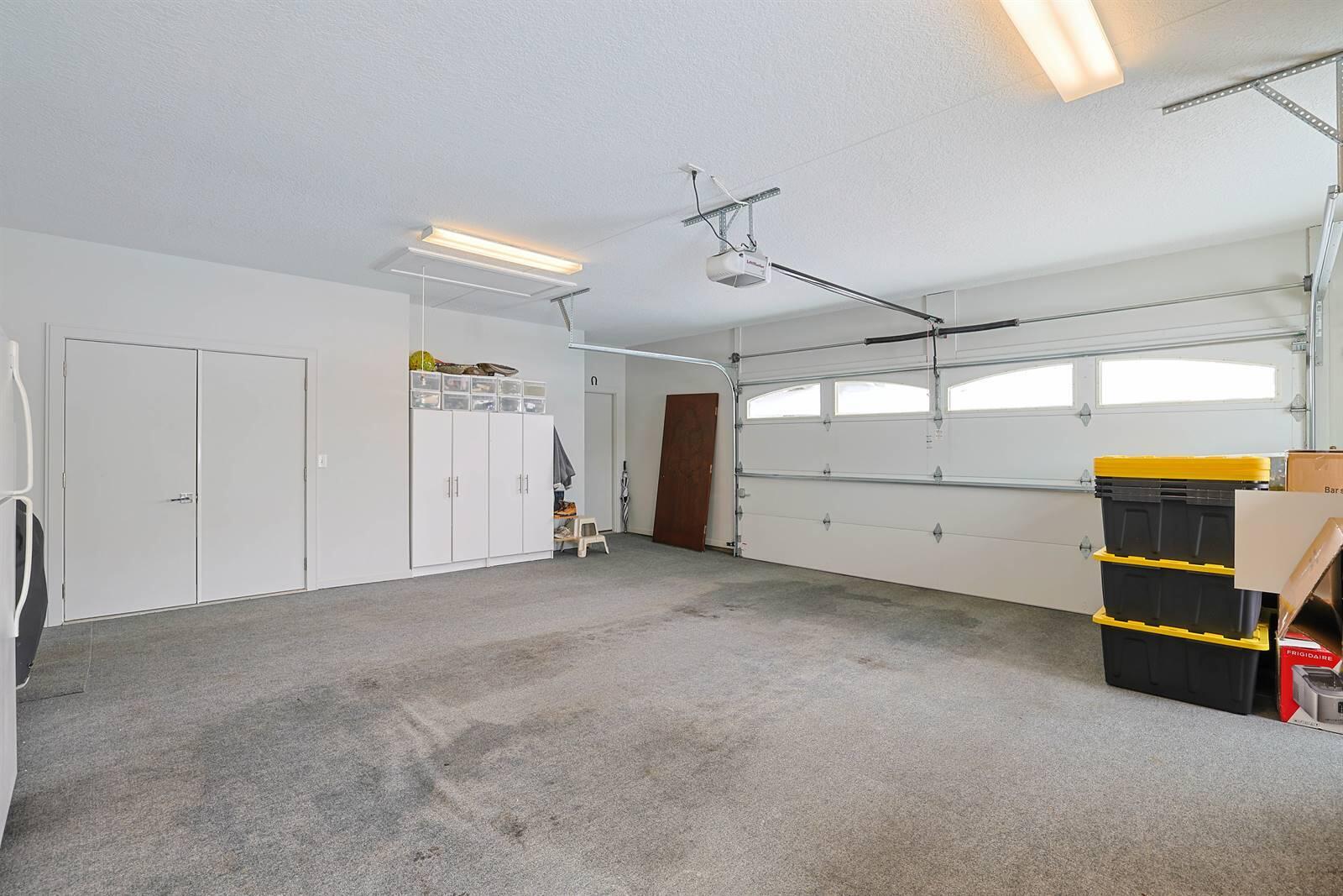 802 Pebble Place, Tipp City, Ohio 45371