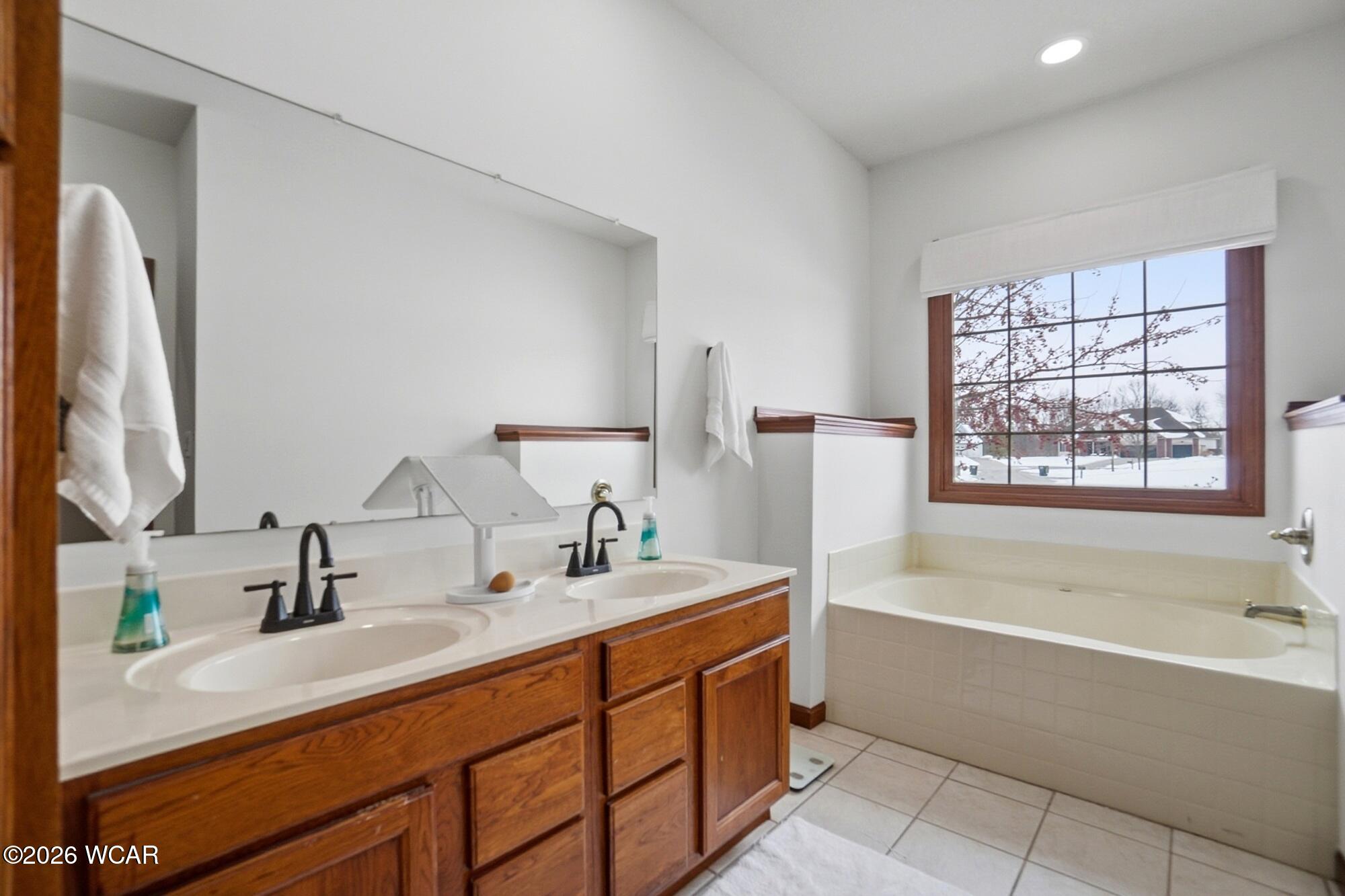 4906 Shoshone Trail, Lima, Ohio