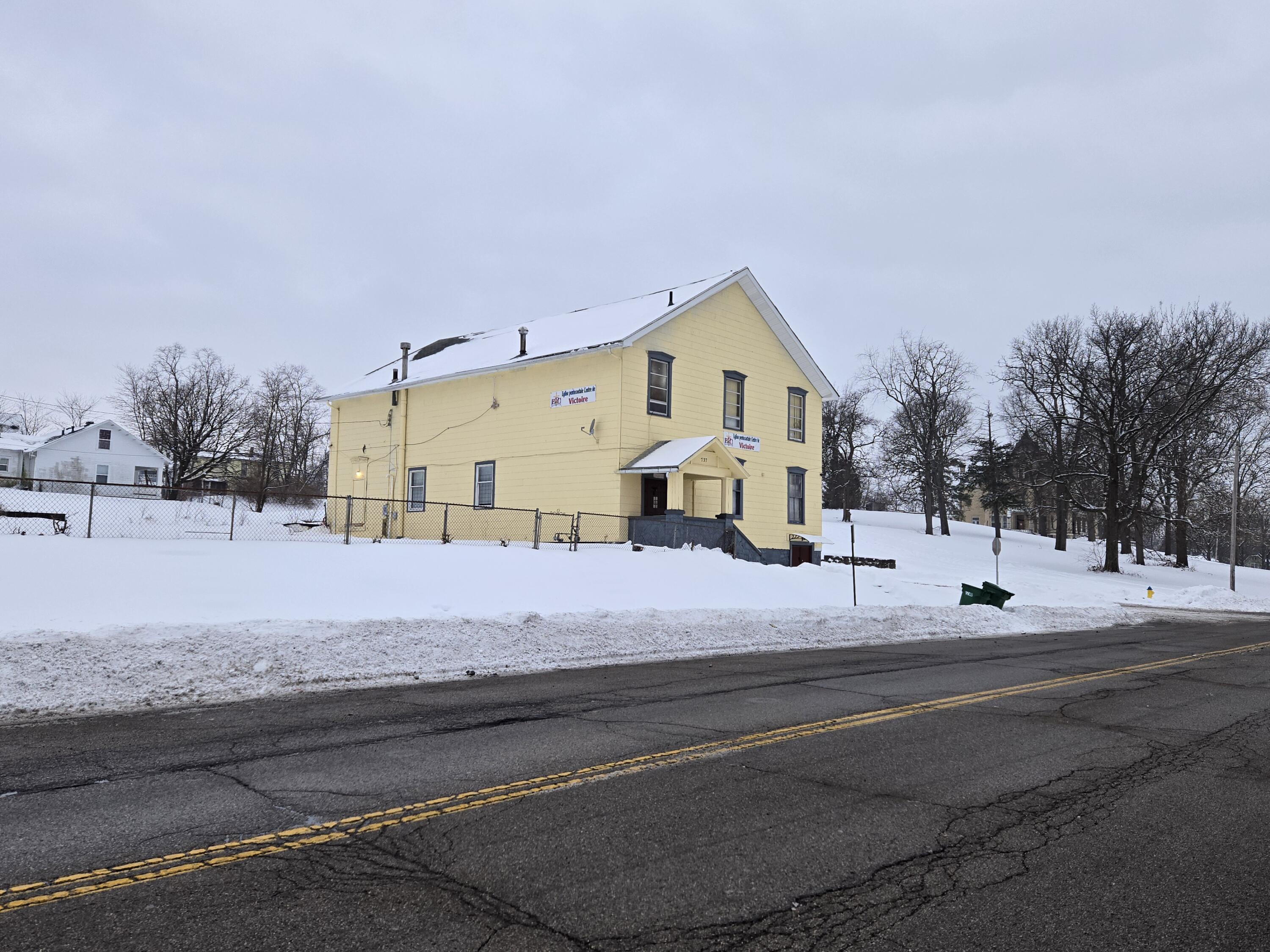 727 High Street, Springfield, Ohio 45506