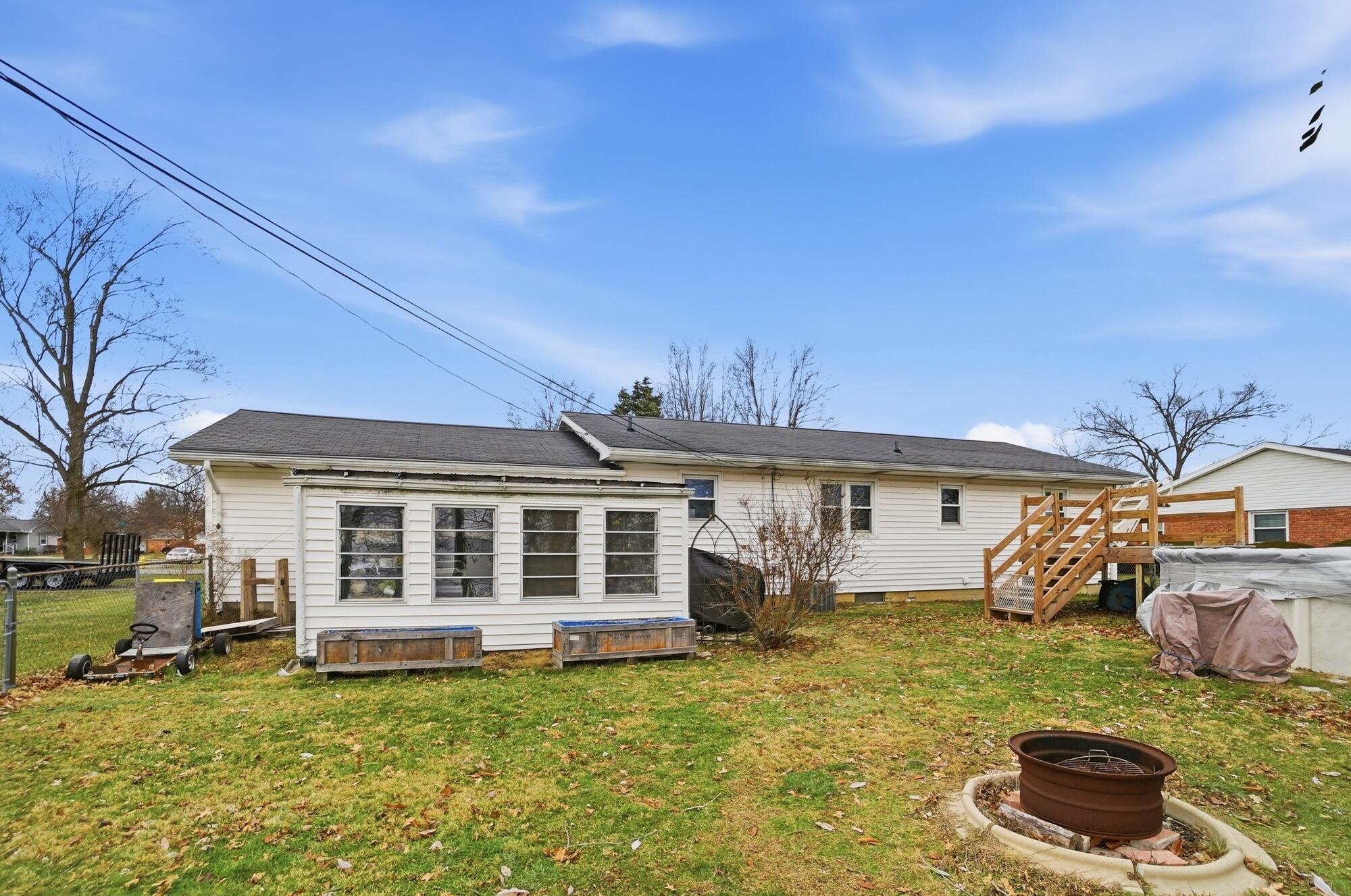 2035 Maplewood Lane, Lima, Ohio 45806