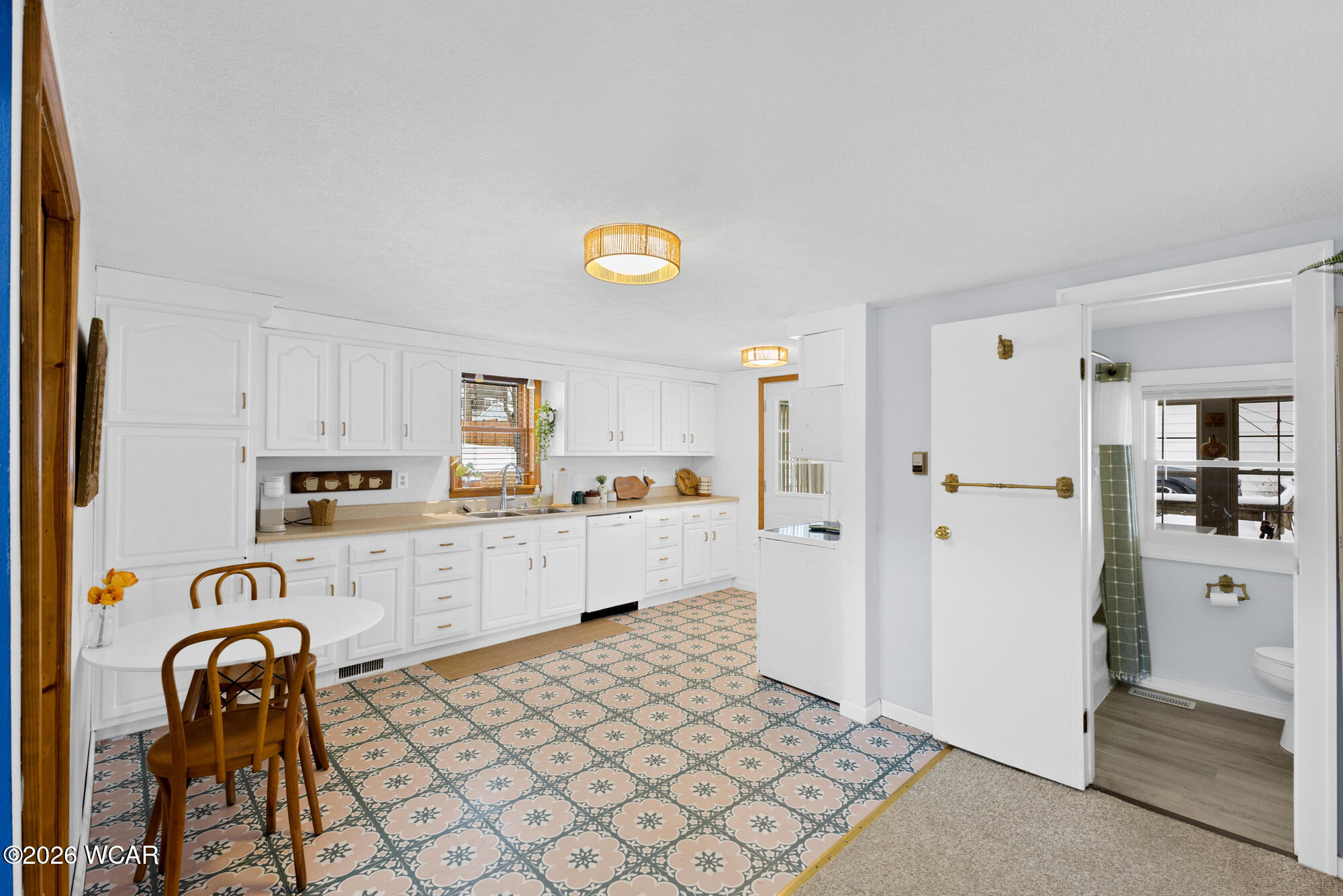 14221 Lakewood Avenue, Lakeview, Ohio