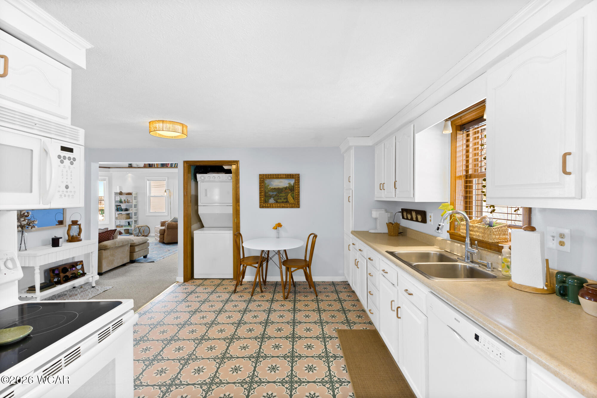 14221 Lakewood Avenue, Lakeview, Ohio