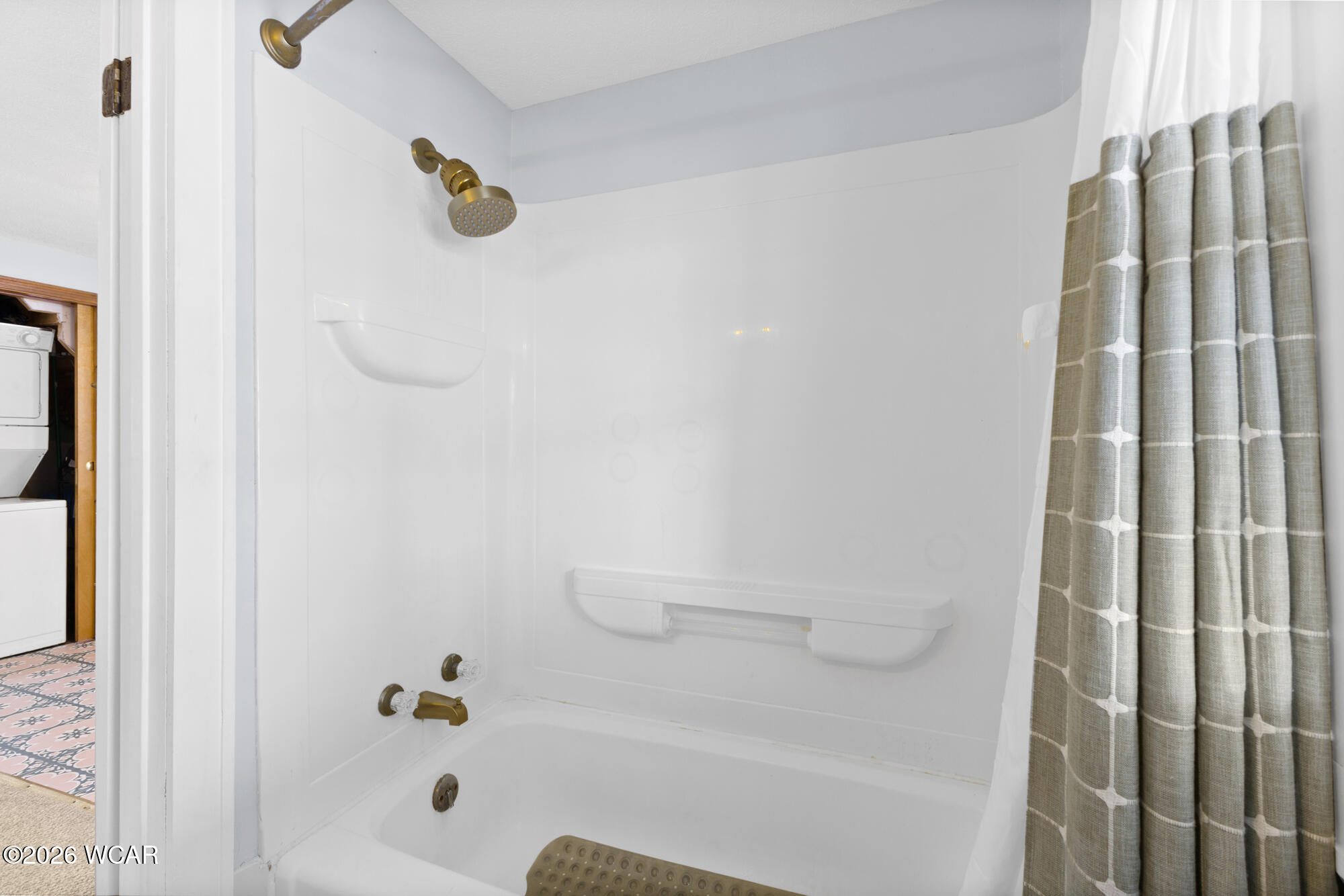 14221 Lakewood Avenue, Lakeview, Ohio