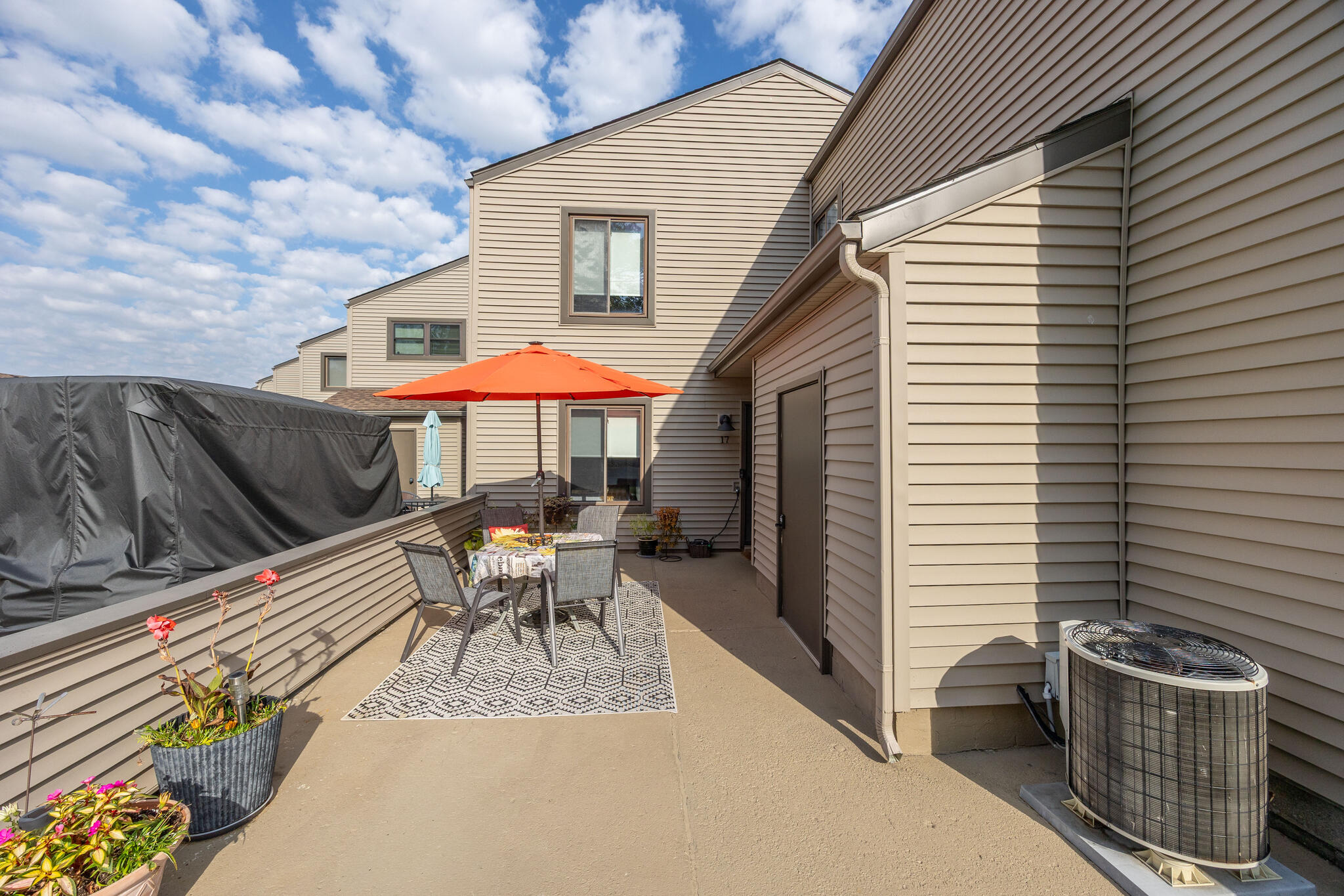 9526 State Route 368, Huntsville, Ohio 43324