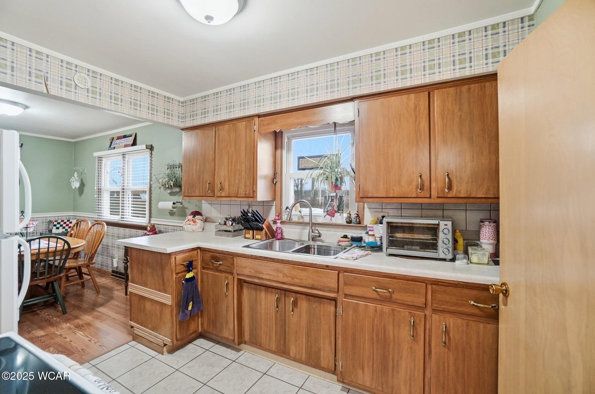 2035 Maplewood Lane, Lima, Ohio