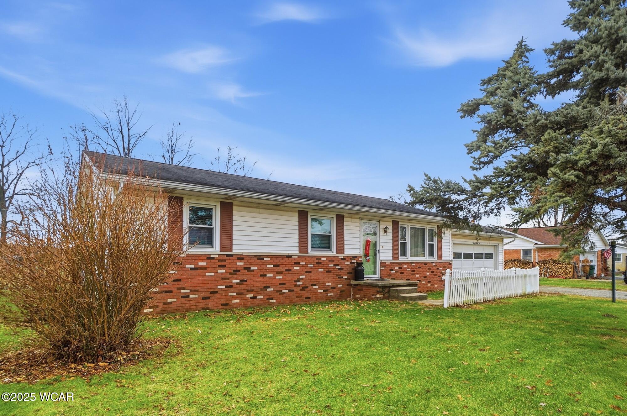 2035 Maplewood Lane, Lima, Ohio