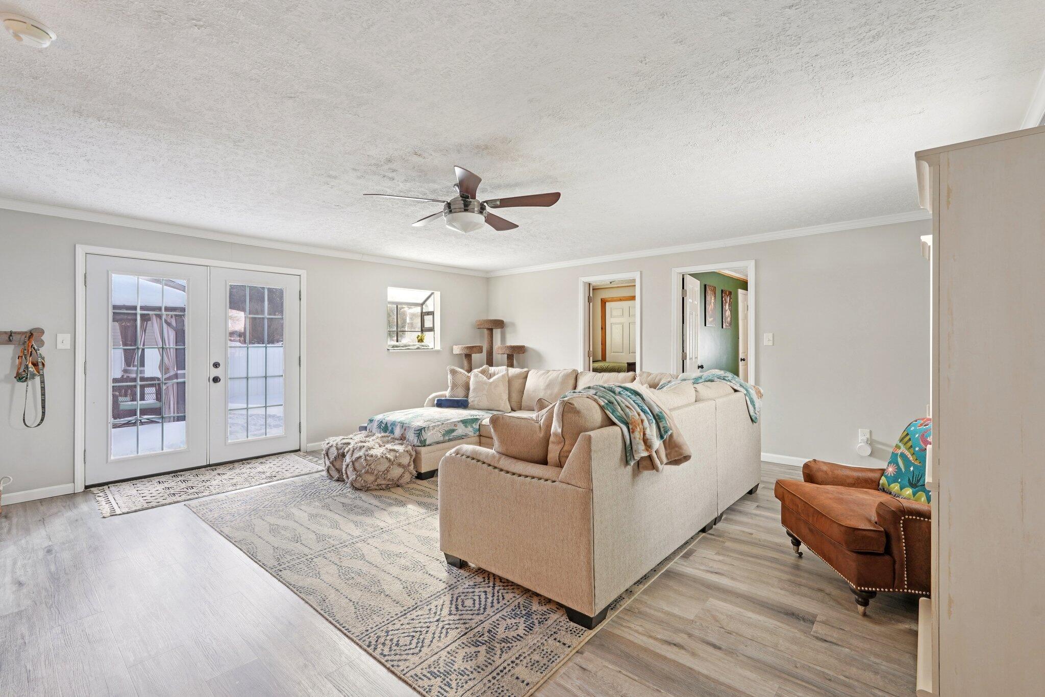 235 Oak Street, London, Ohio 43140