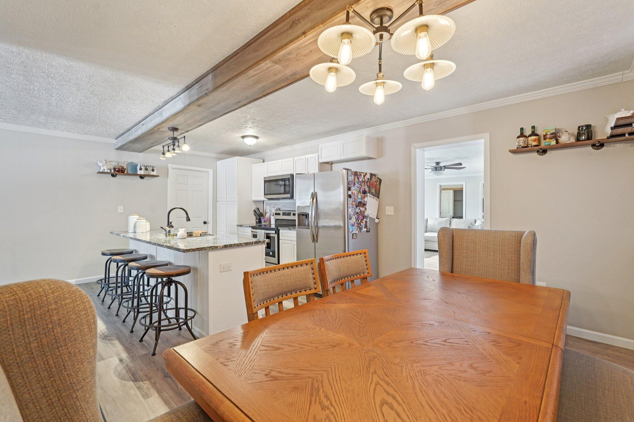 235 Oak Street, London, Ohio 43140