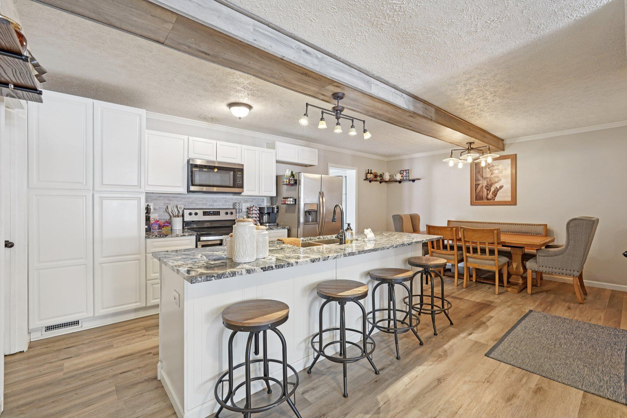 235 Oak Street, London, Ohio 43140