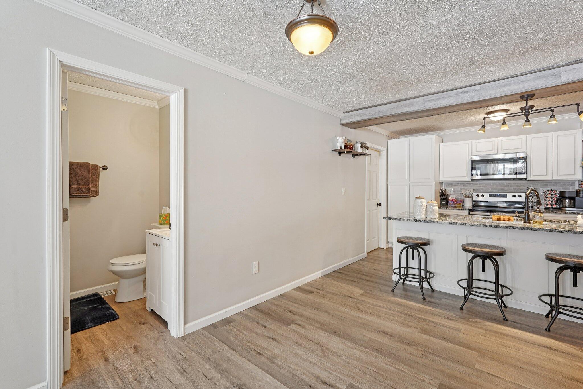 235 Oak Street, London, Ohio 43140