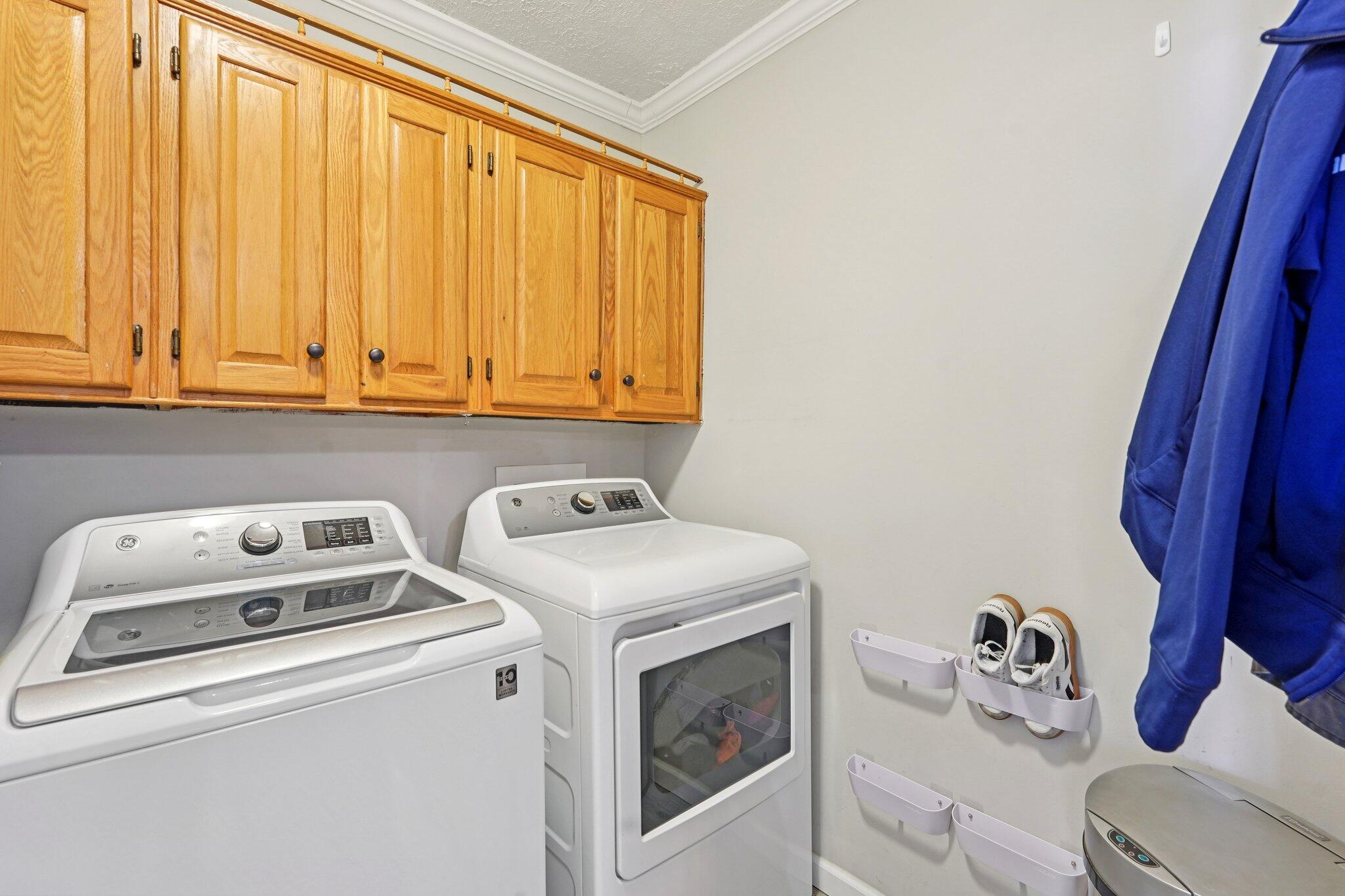 235 Oak Street, London, Ohio 43140