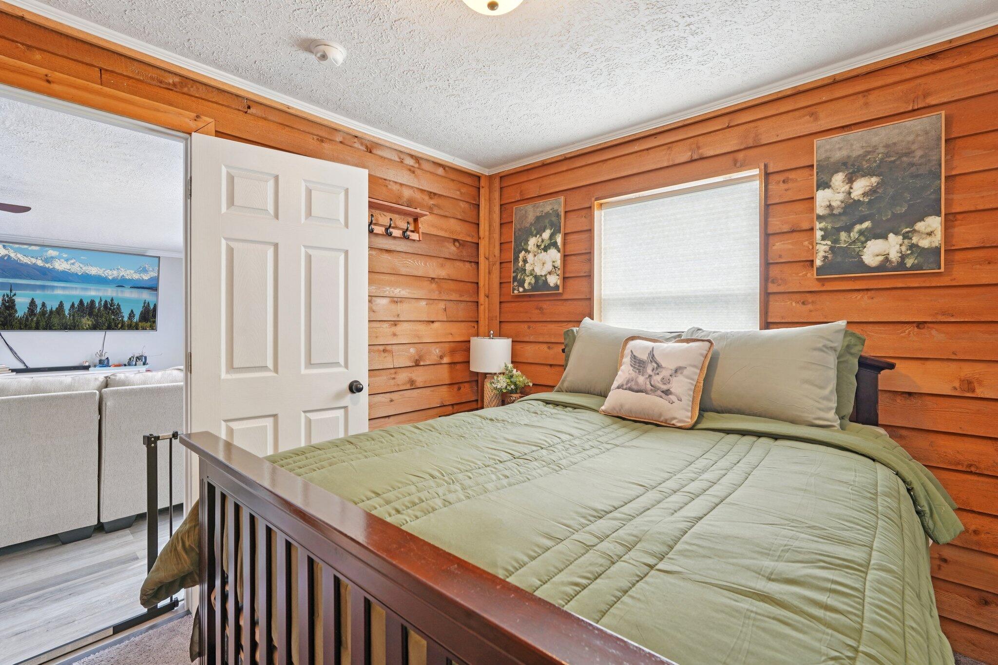 235 Oak Street, London, Ohio 43140