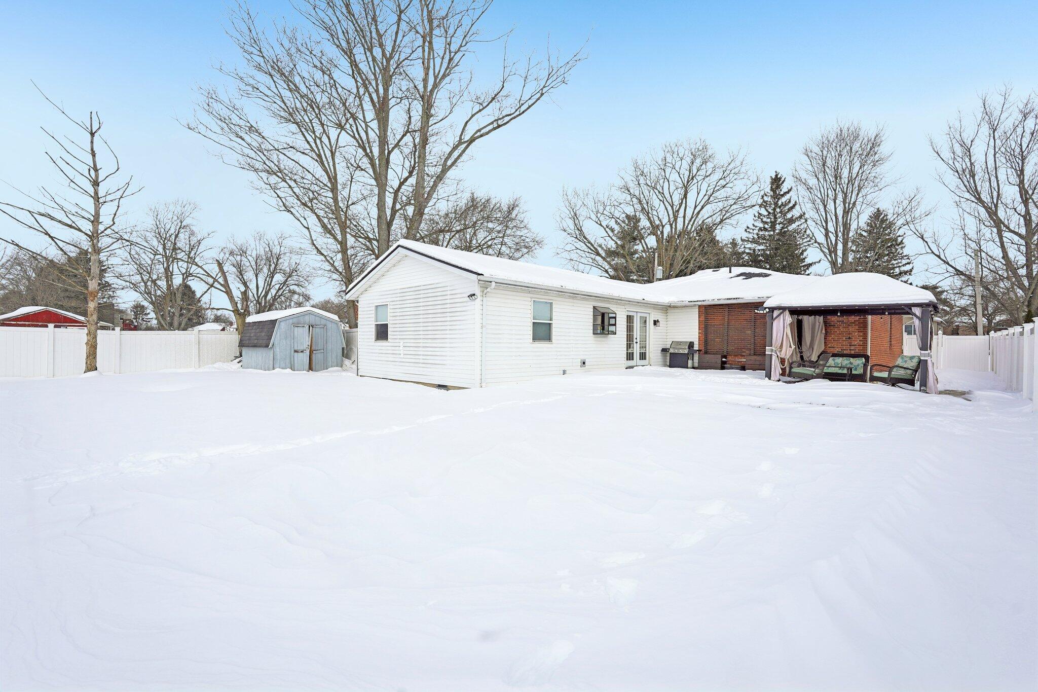 235 Oak Street, London, Ohio 43140