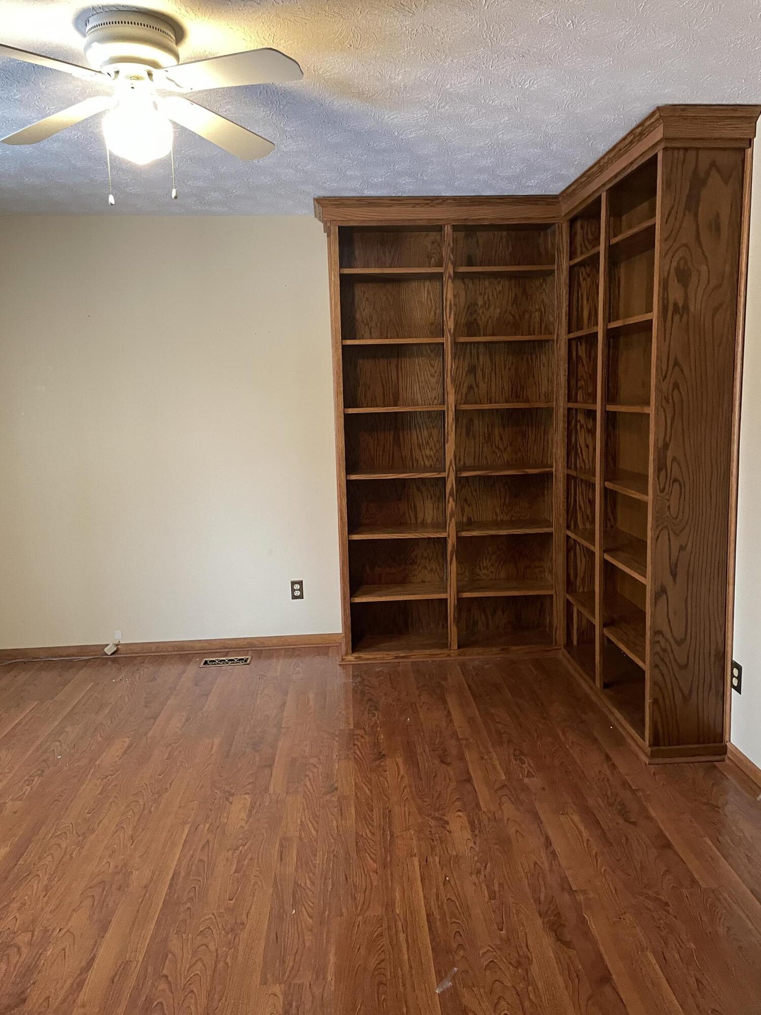 4180 Briarwood Drive, Urbana, Ohio 43078