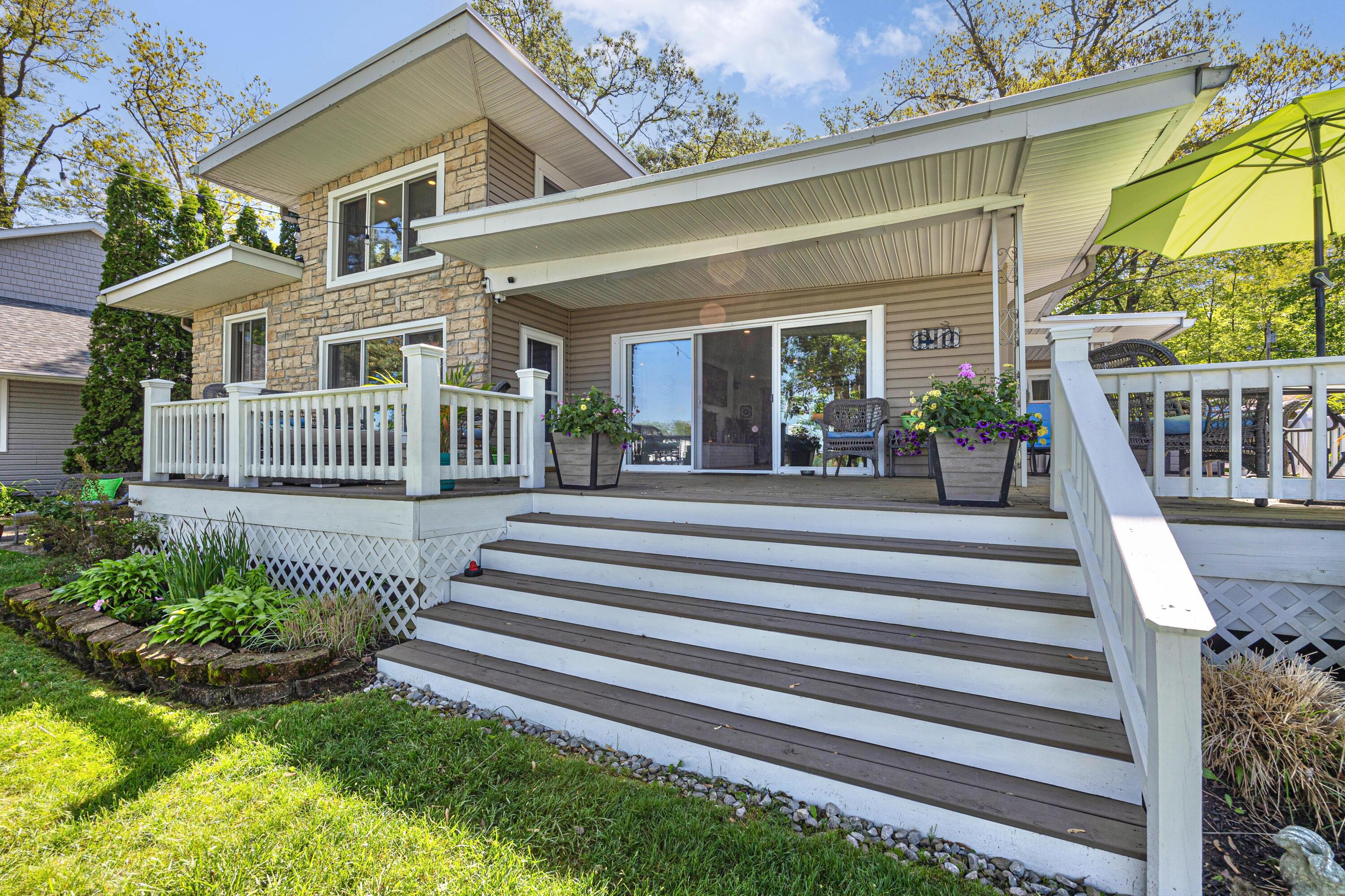 9691 Lake Breeze Drive, Belle Center, Ohio 43310