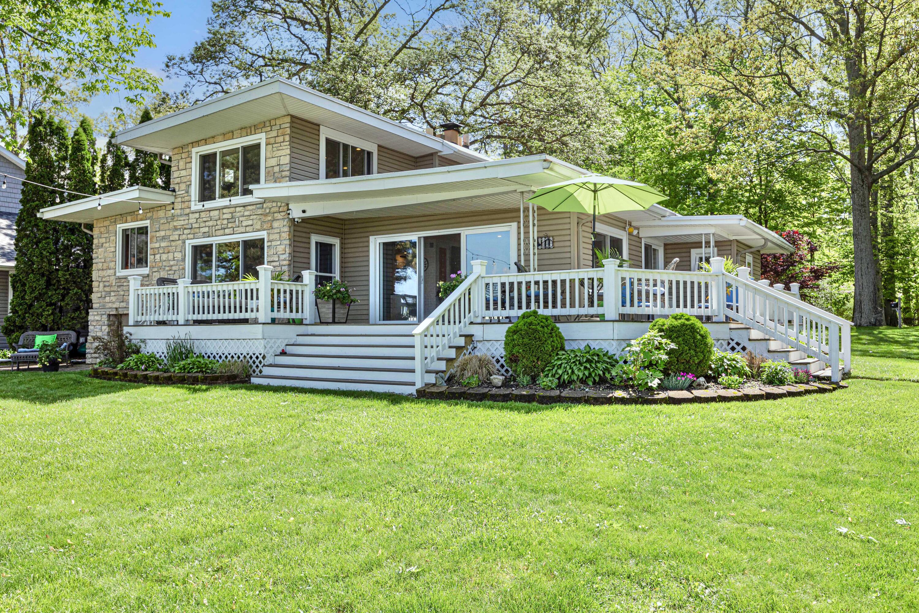 9691 Lake Breeze Drive, Belle Center, Ohio 43310