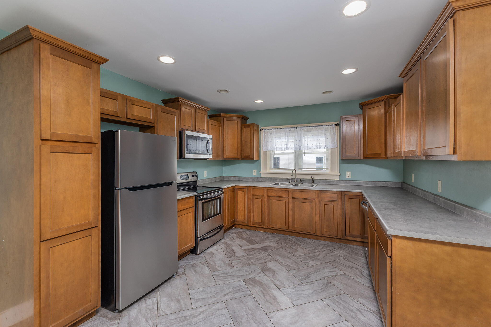 160 Wyatt Street, Bradford, Ohio 45308