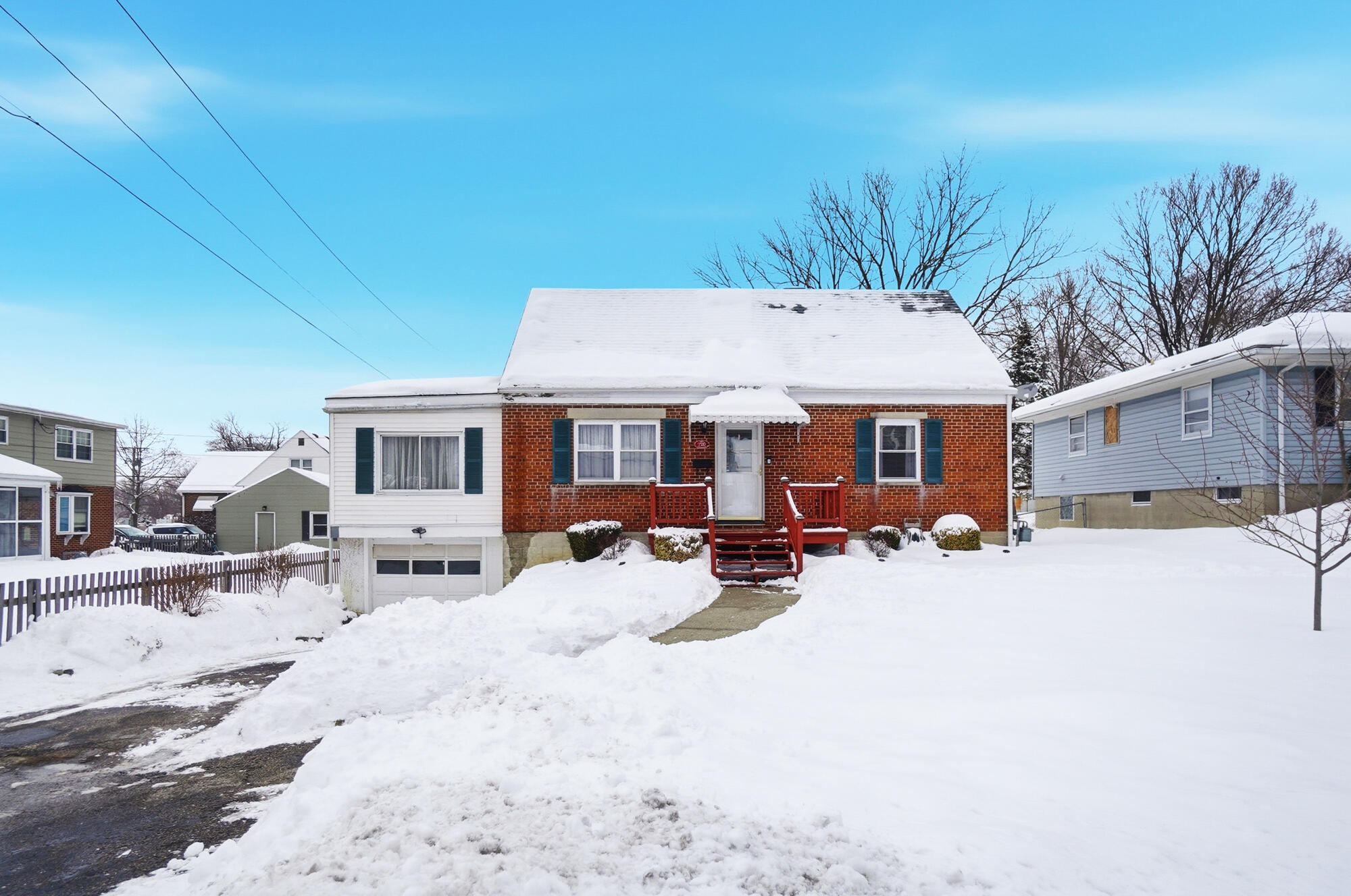 720 Harding Road, Springfield, Ohio 45504