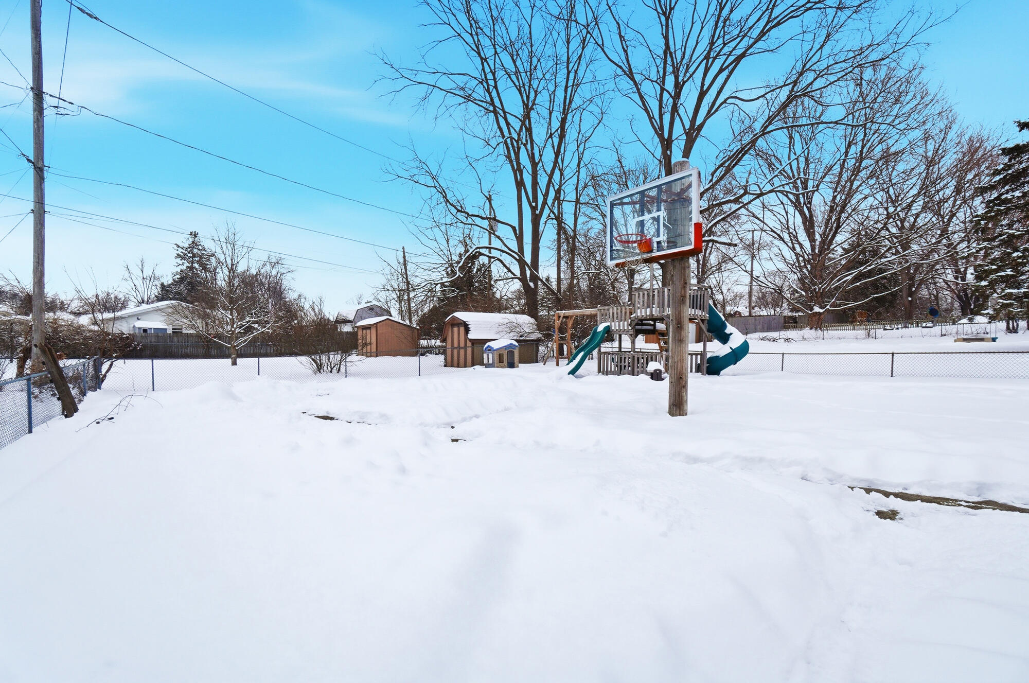 720 Harding Road, Springfield, Ohio 45504