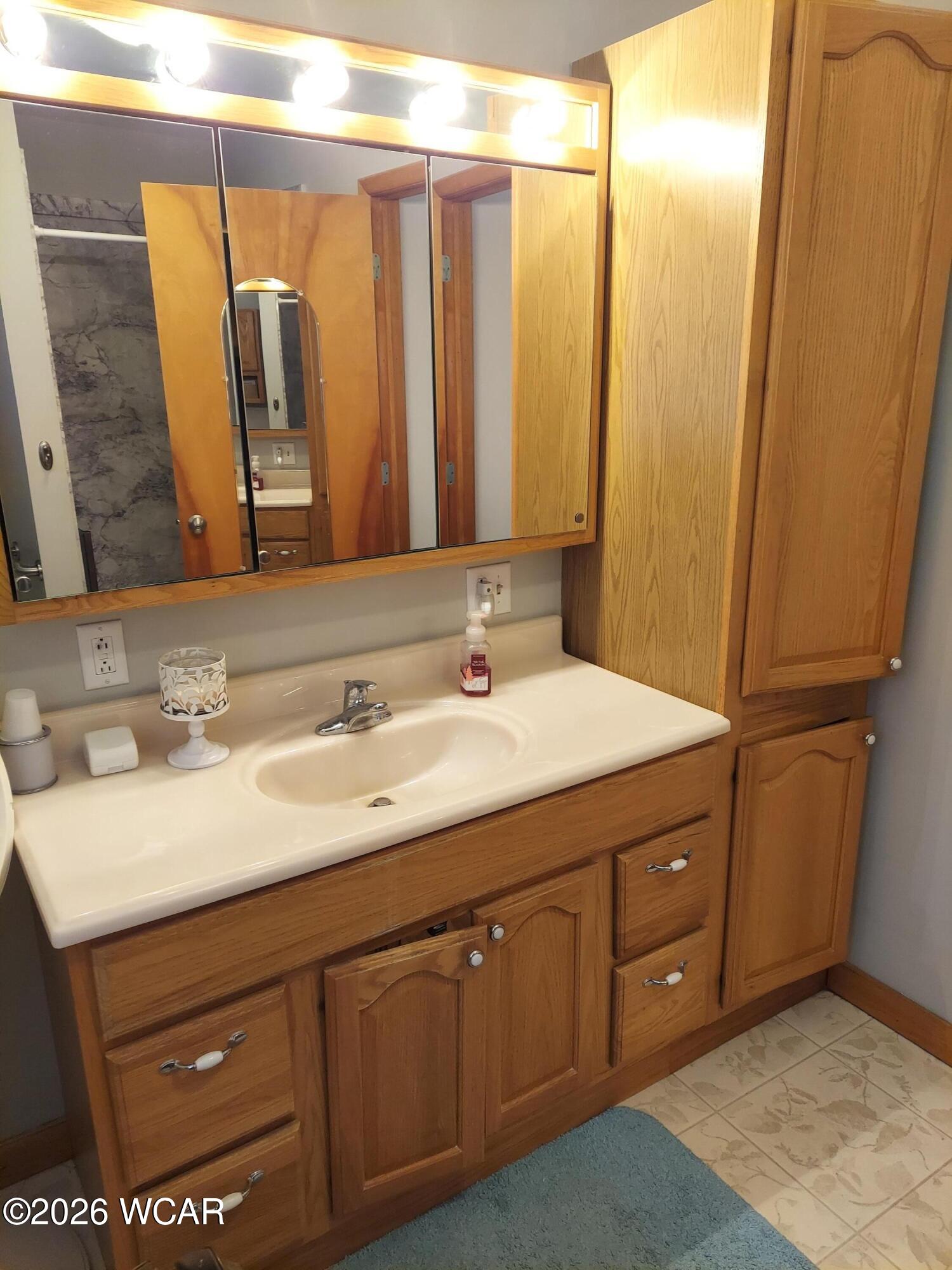 8 Seltzer Street, Wapakoneta, Ohio