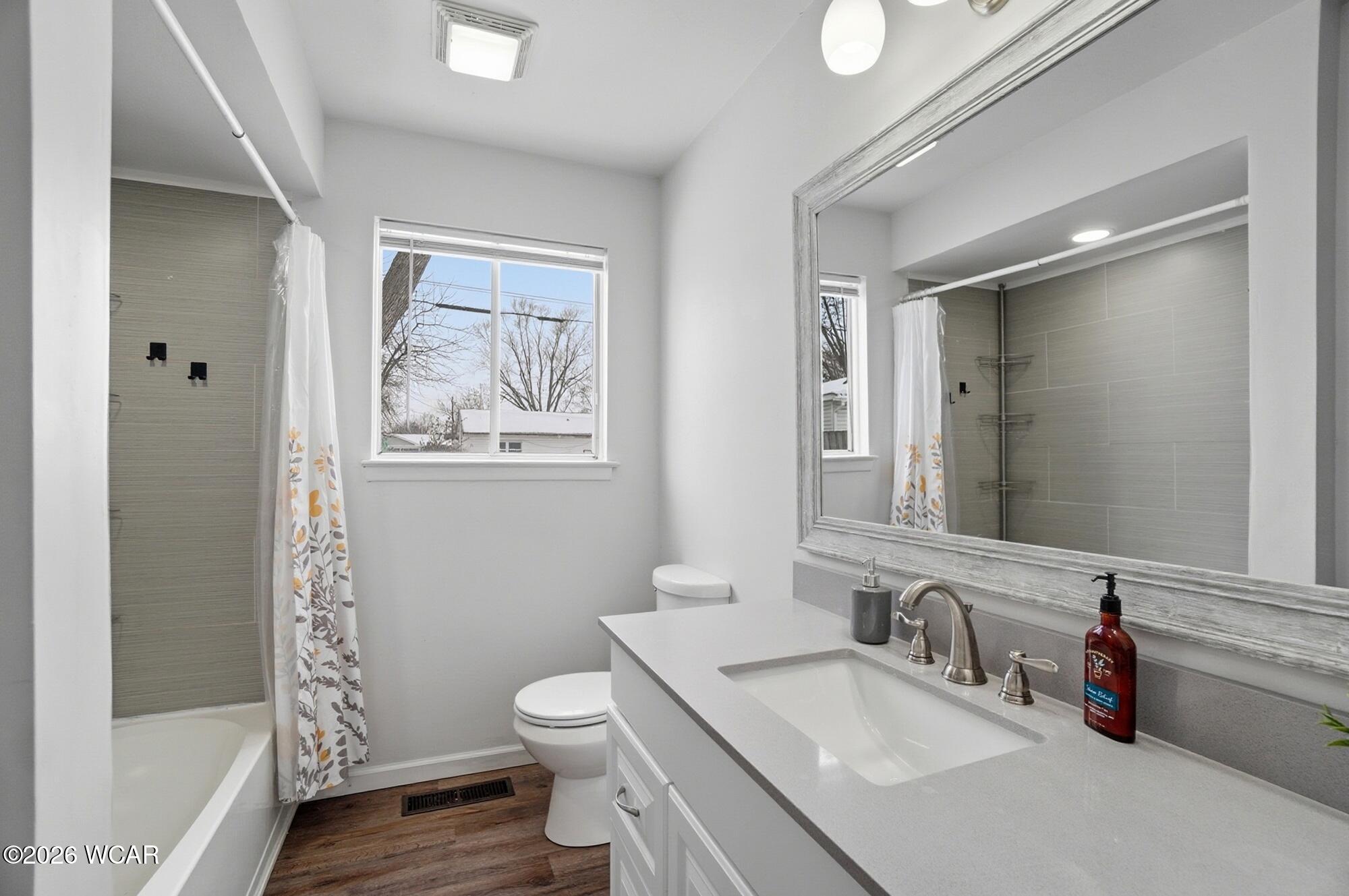 636 Woodward Avenue, Fostoria, Ohio