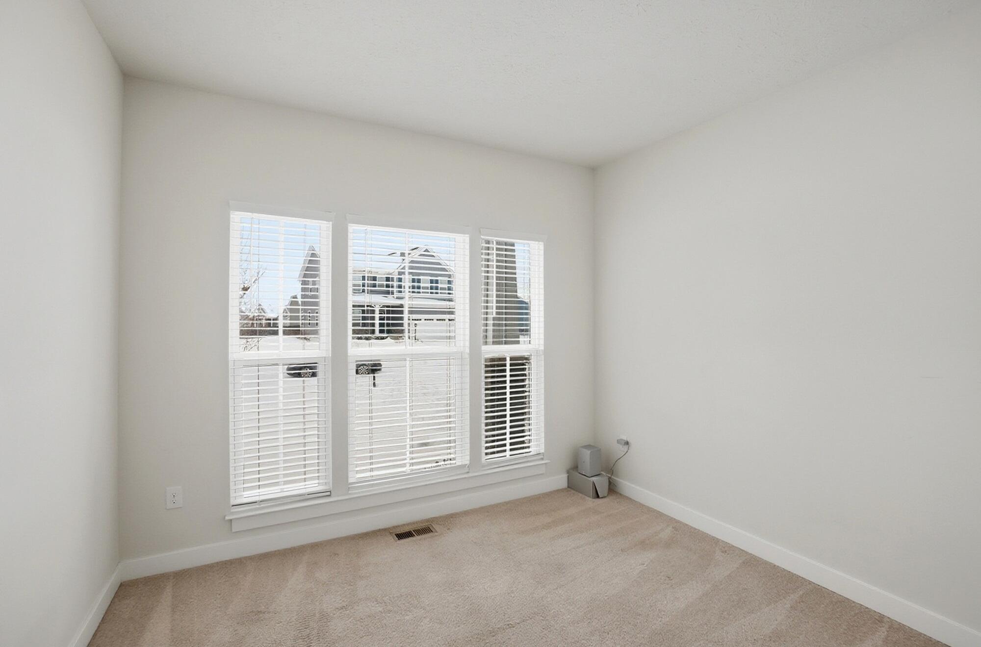 1137 Red Maple Drive, Troy, Ohio 45373