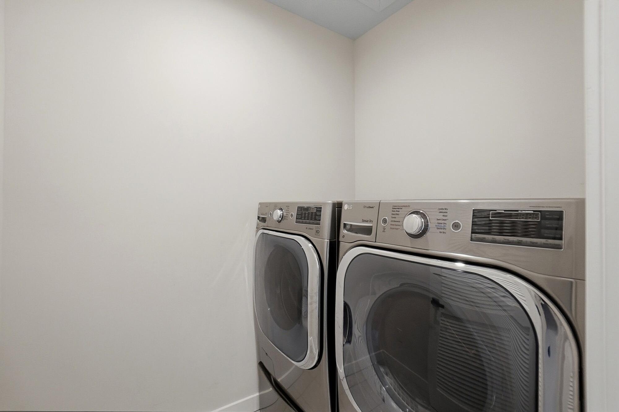 1137 Red Maple Drive, Troy, Ohio 45373