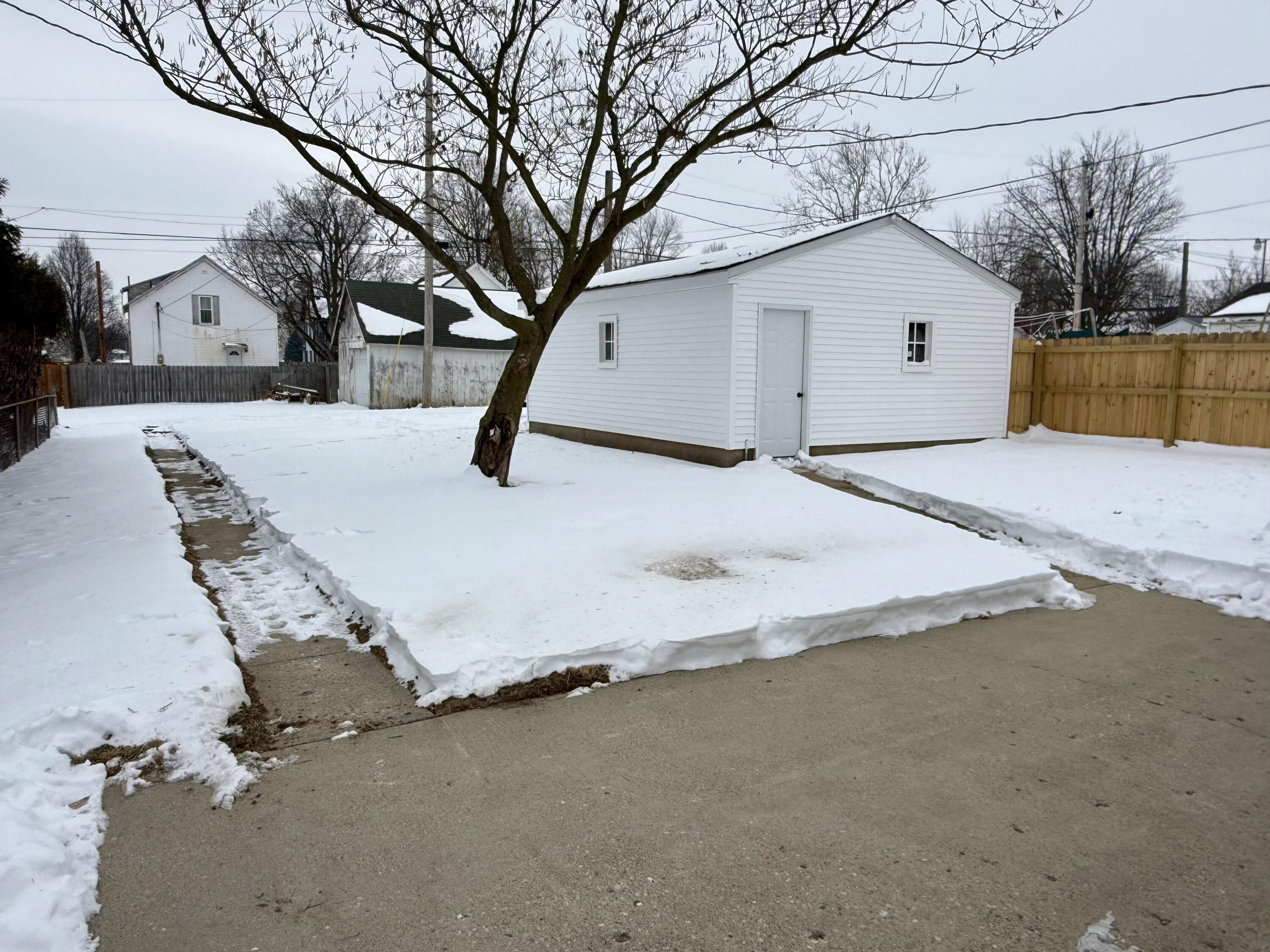 403 Blaine Avenue, Piqua, Ohio 45356