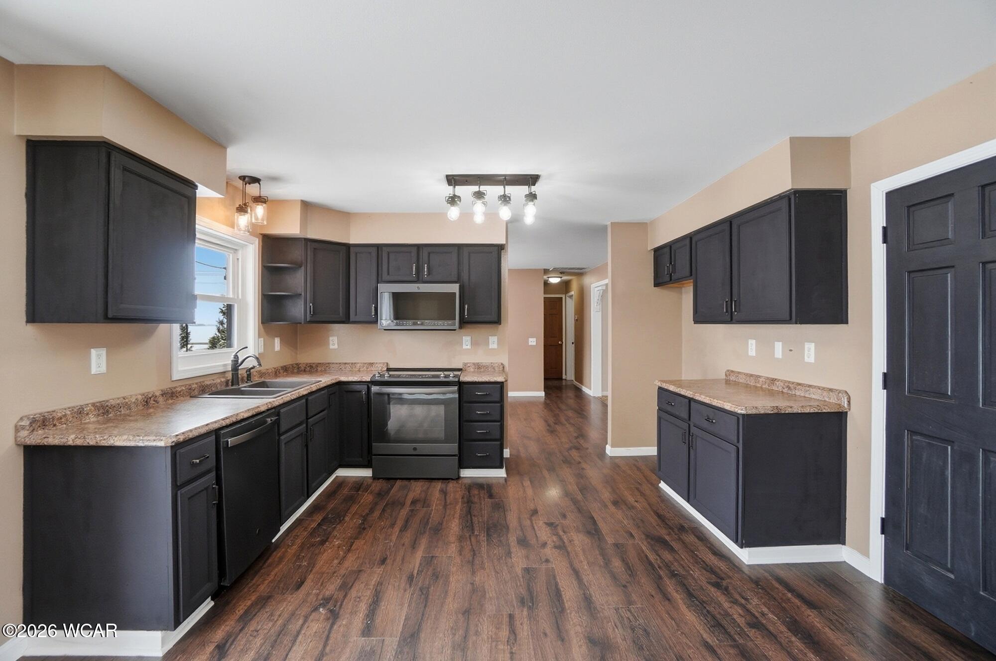 21320 Fairmount Road, Waynesfield, Ohio