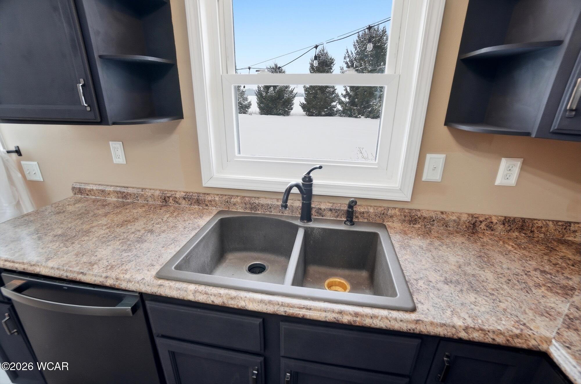 21320 Fairmount Road, Waynesfield, Ohio