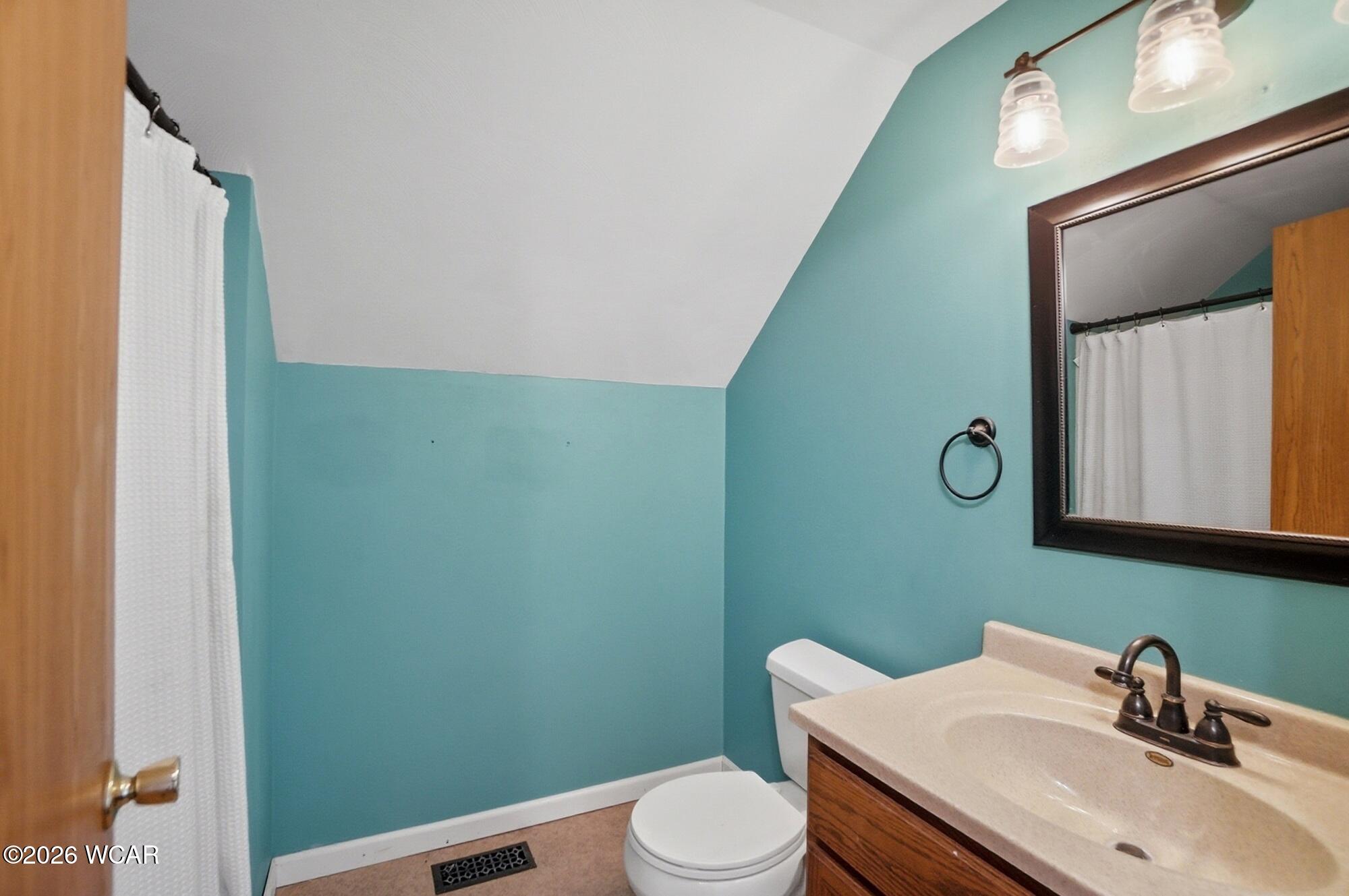 21320 Fairmount Road, Waynesfield, Ohio